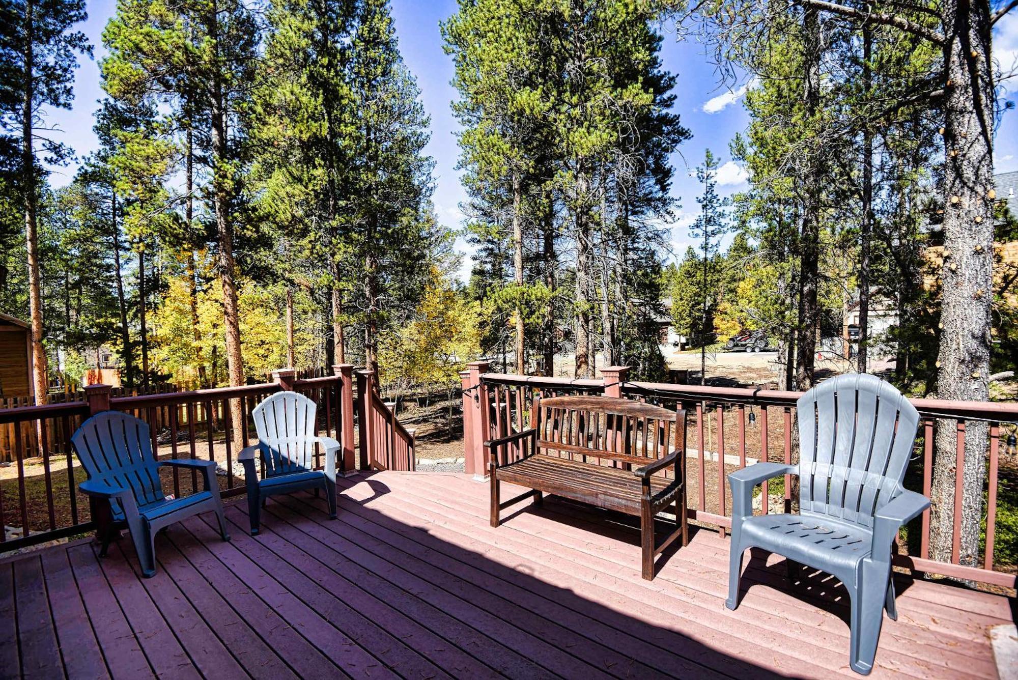 New Listing Peaceful 4bd In The Woods Holiday home Leadville