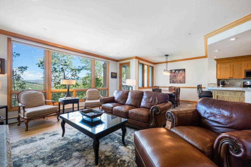 Highlands Westview 209 By East West Hospitality *
