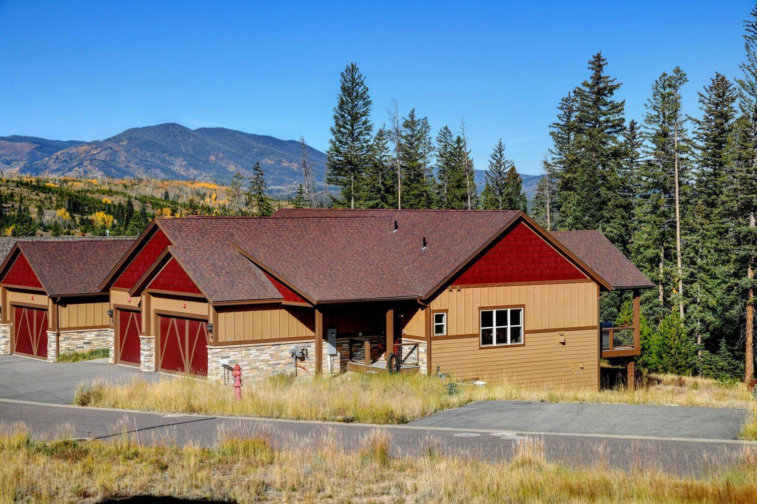 New Luxury Mountain 89 Hot Tub Great Views Price 500 Dollars Free Activities Daily * Fraser