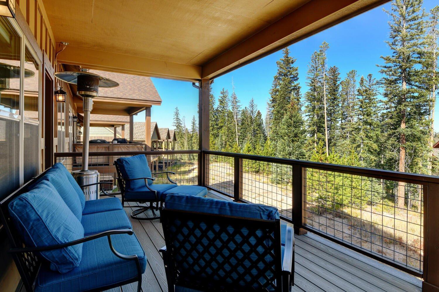 Holiday home New Luxury Mountain 89 Hot Tub Great Views Price 500 Dollars Free Activities Daily Fraser