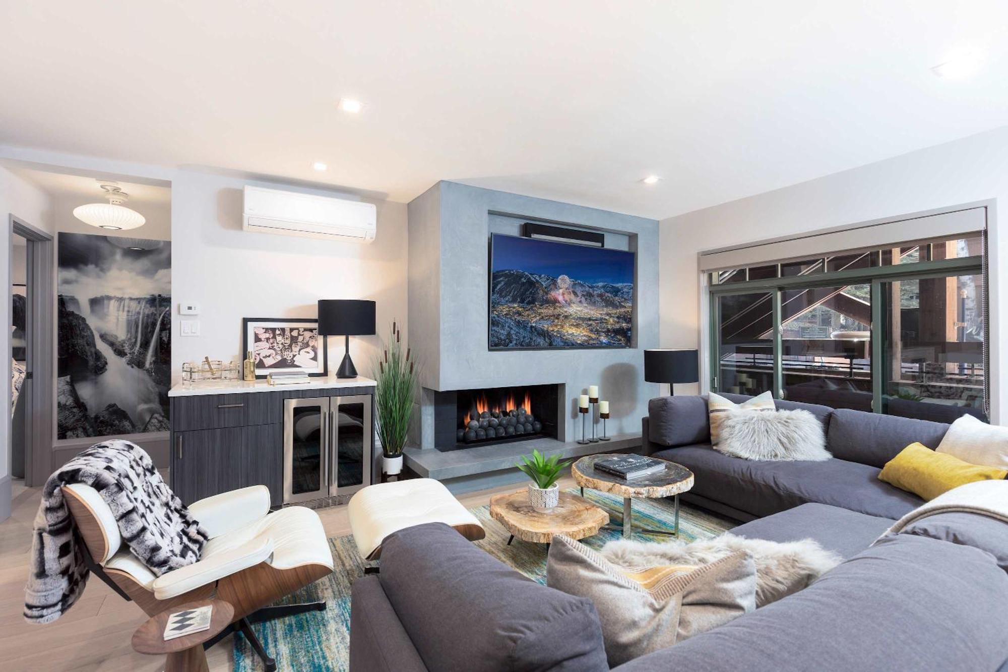 Holiday home New 2 Bedroom 2 And A Half Bath - Luxurious Mountain Modern! *