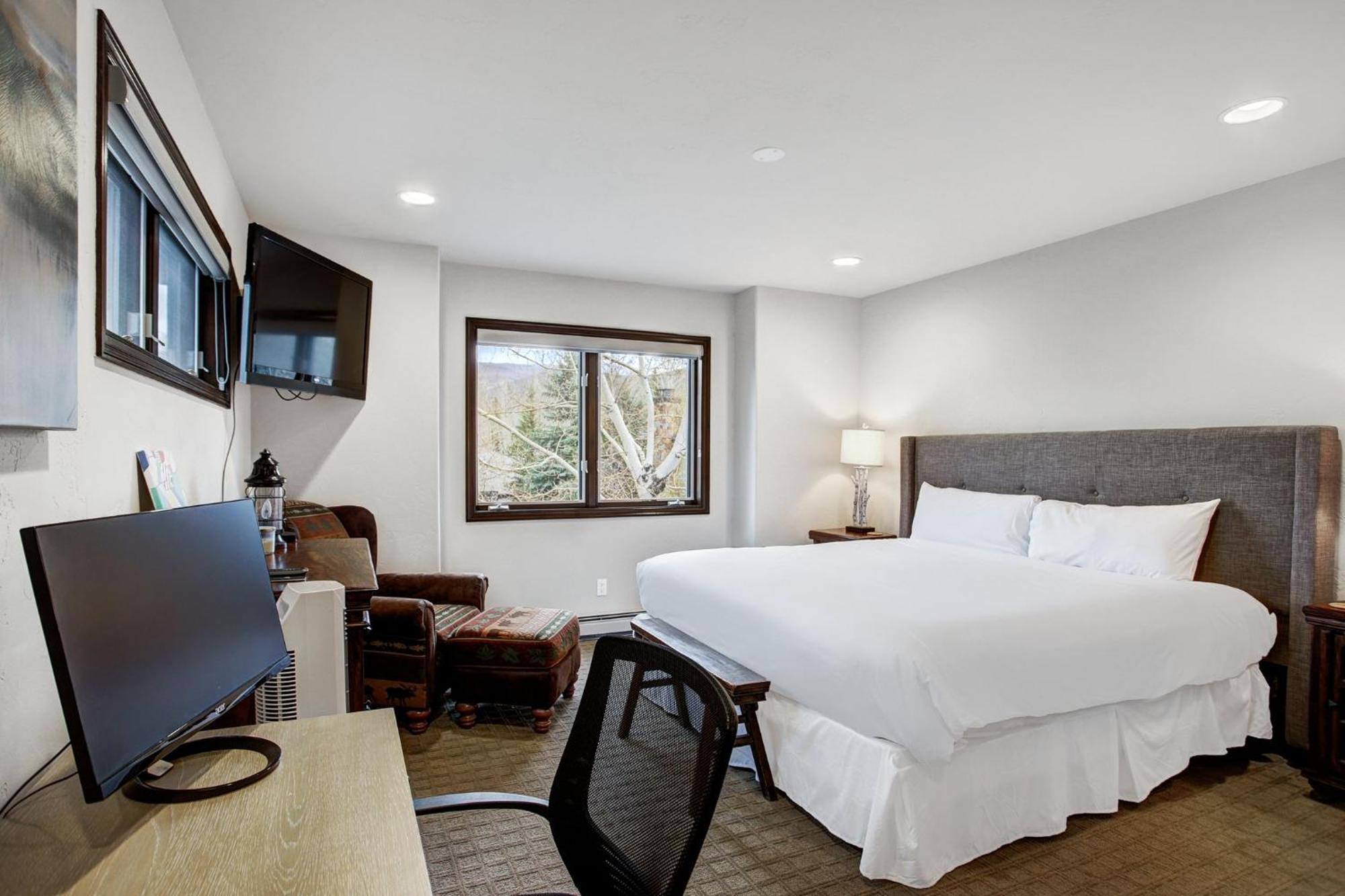 Arrowhead Village At Beaver Creek *