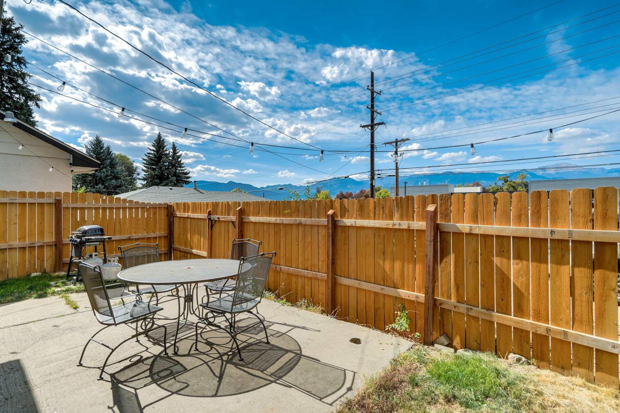 Newly Built 3bd Retreat W Mtn Views & Game Colorado Springs