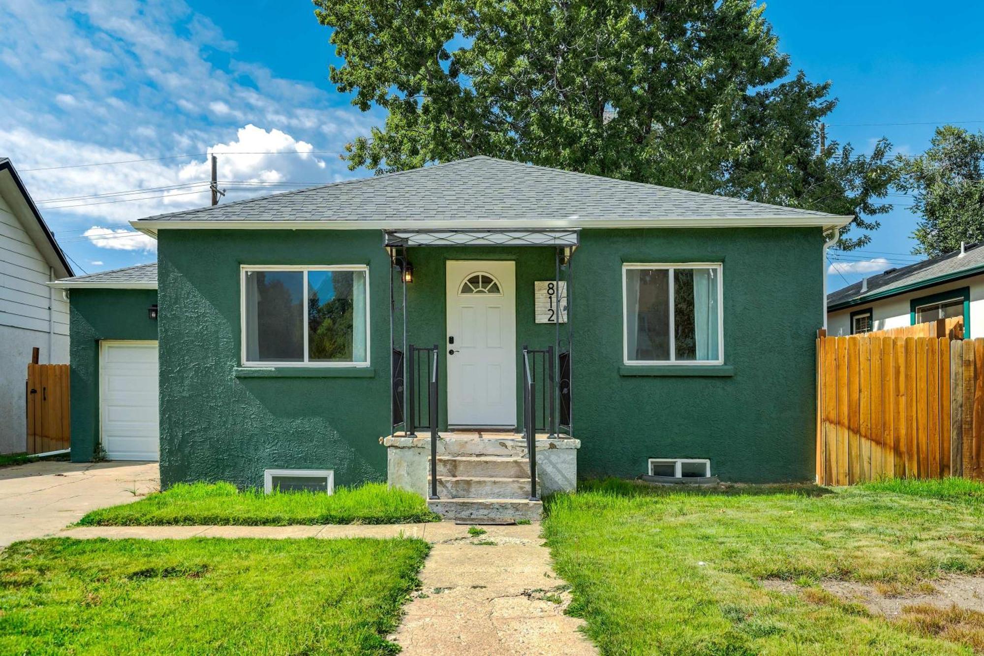 Holiday home Newly Built 3bd Retreat W Mtn Views & Game