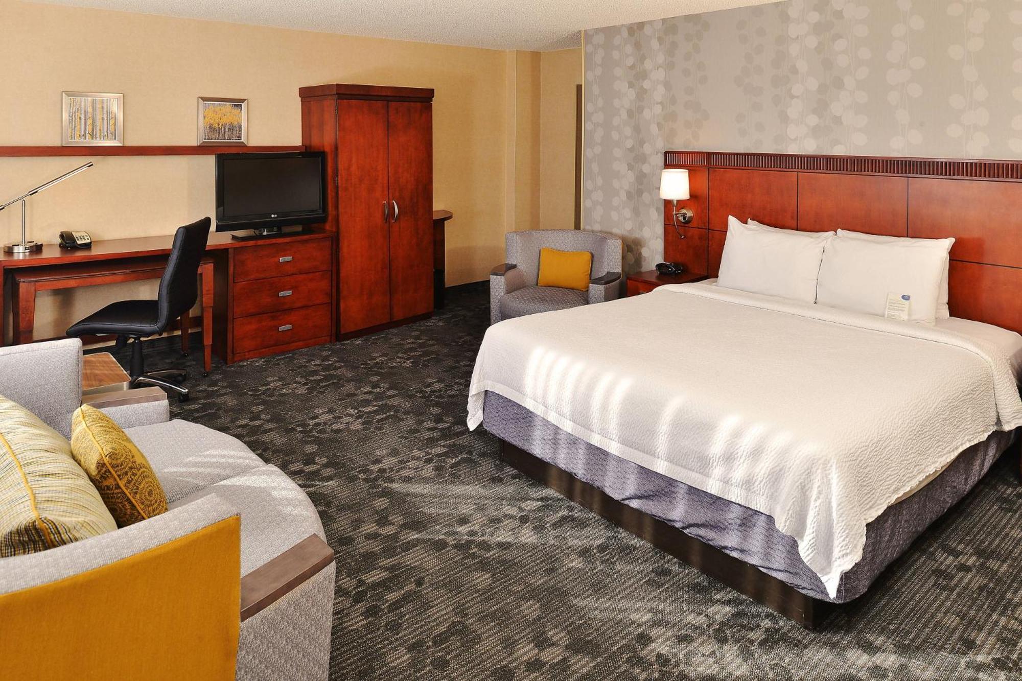 Hotel Courtyard By Marriott Cherry Creek DEN