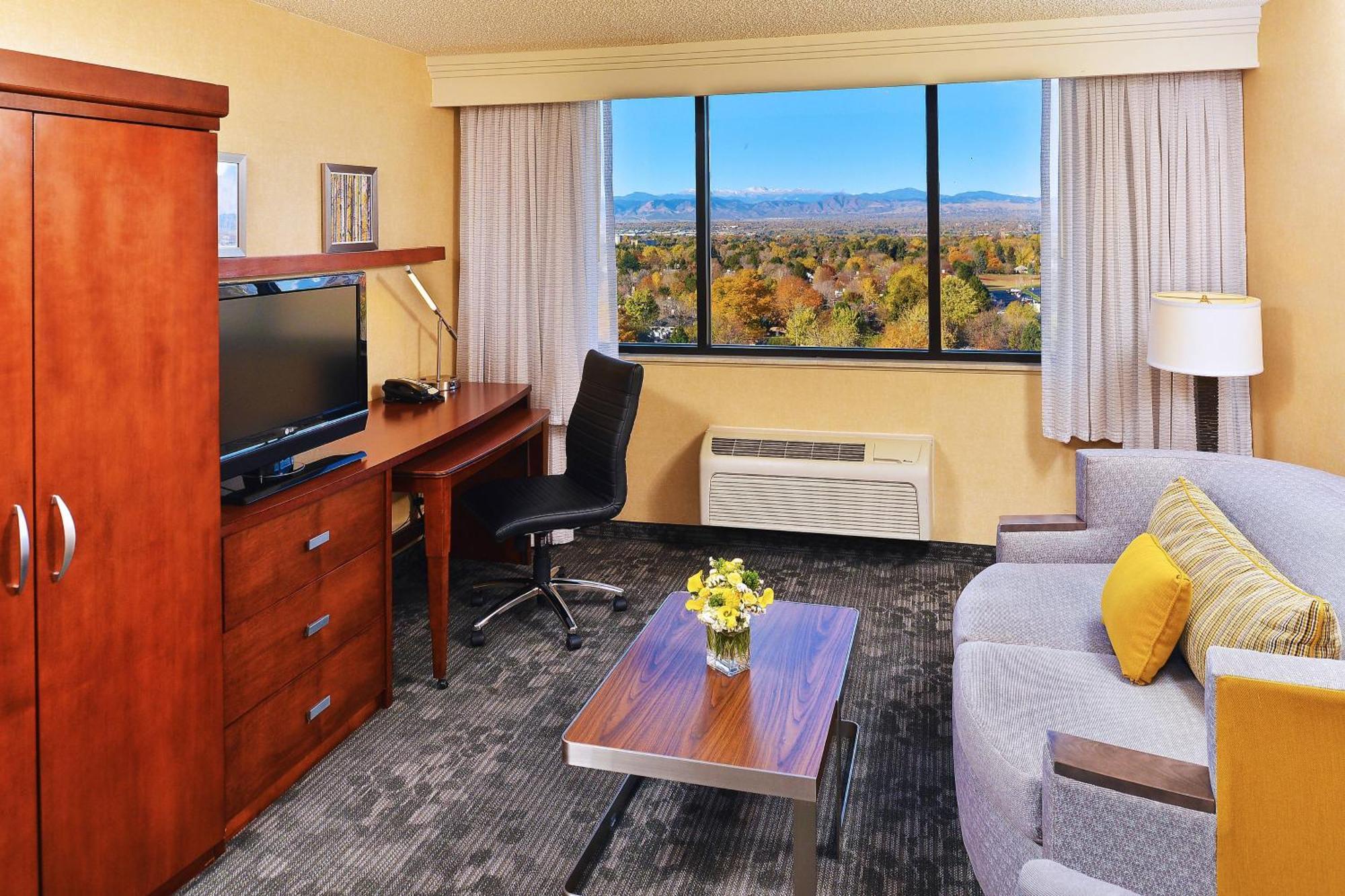Courtyard By Marriott Cherry Creek DEN