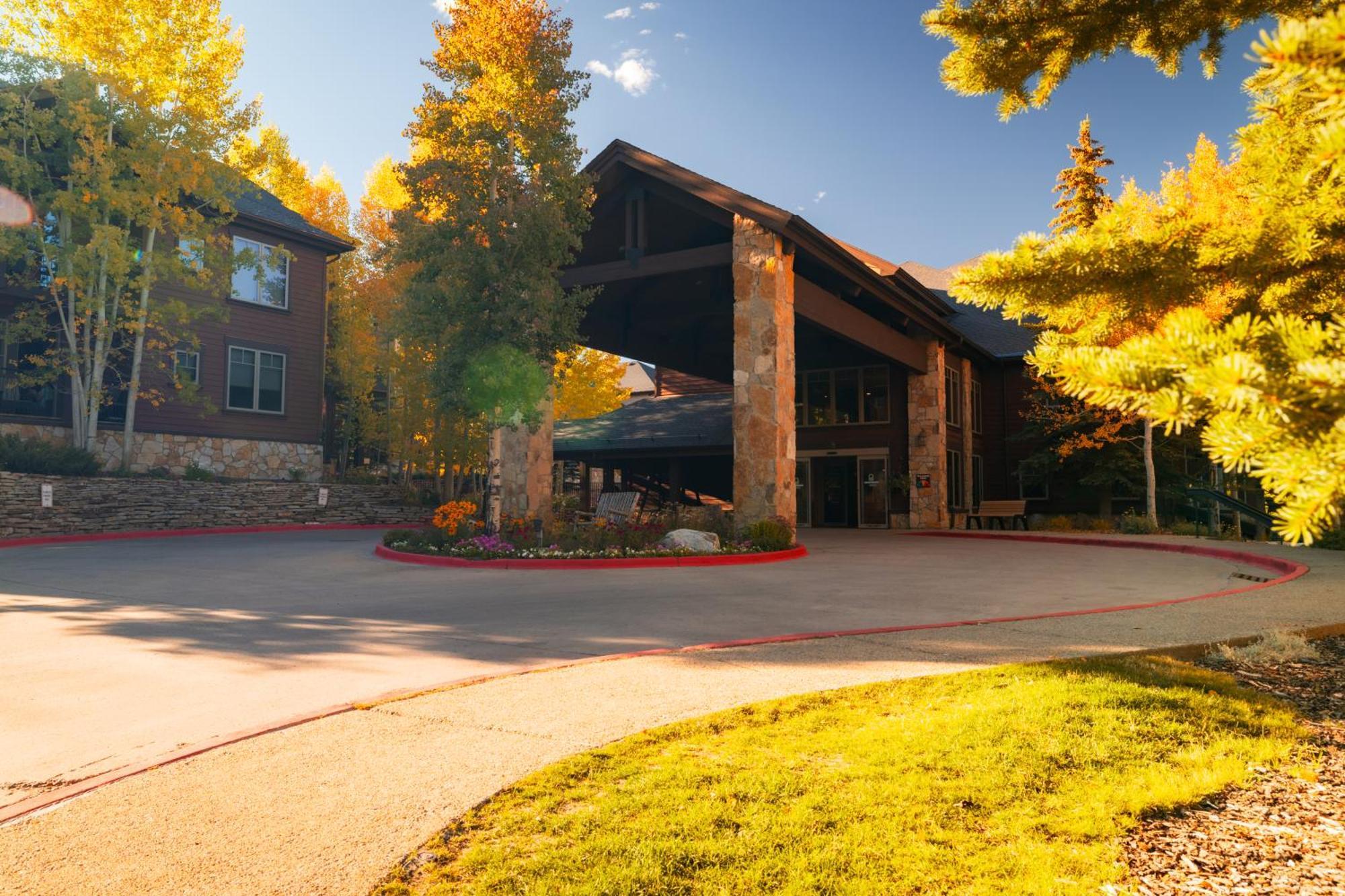 & Summer 1br 2beds With Parking & Amenities Breckenridge