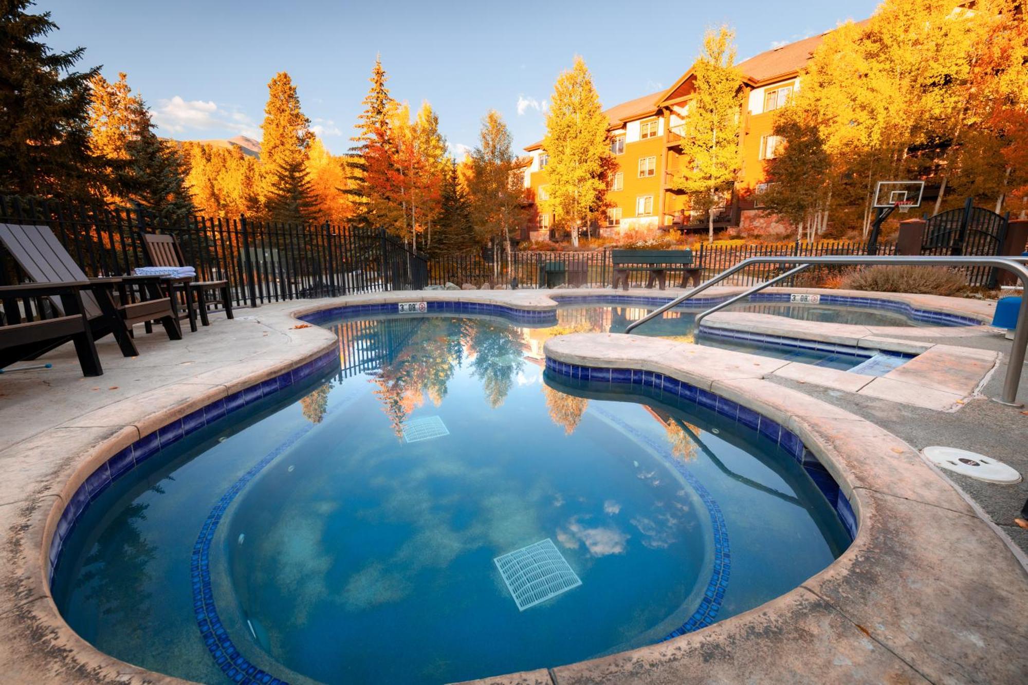 Apartment & Summer 1br 2beds With Parking & Amenities *