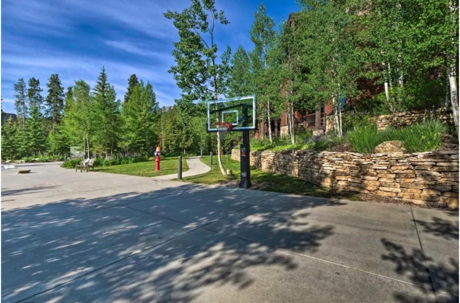 Apartment & Summer 1br 2beds With Parking & Amenities Breckenridge