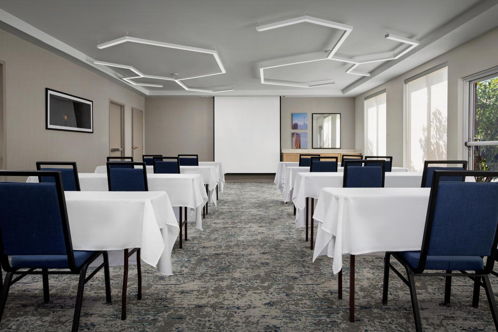 Hilton Garden North