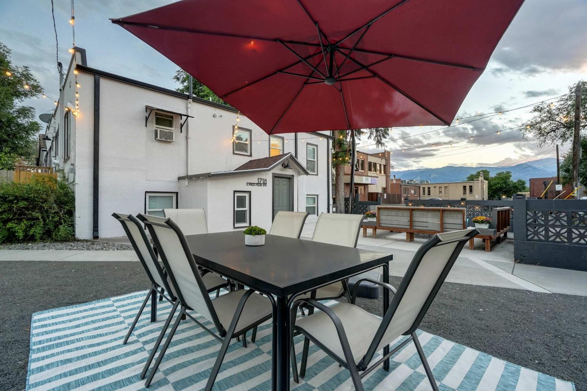 Pikes Estate 5 Apts Fire Pit Big Groups 20+ * Colorado Springs