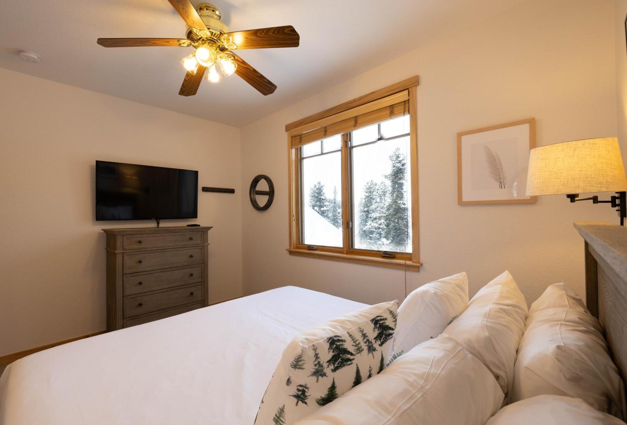 & Summer 1br 2beds With Parking & Amenities Breckenridge