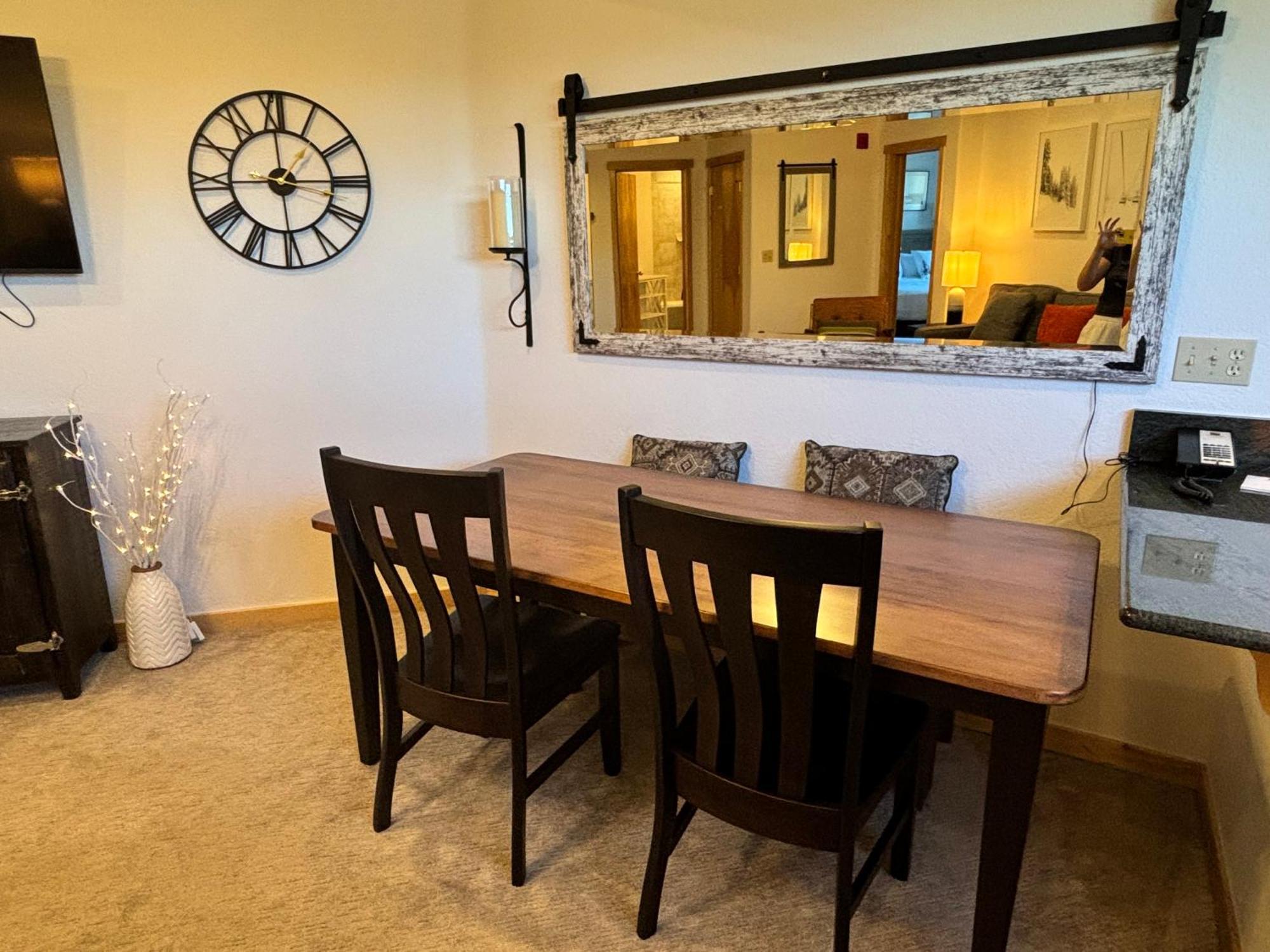 & Summer 1br 2beds With Parking & Amenities