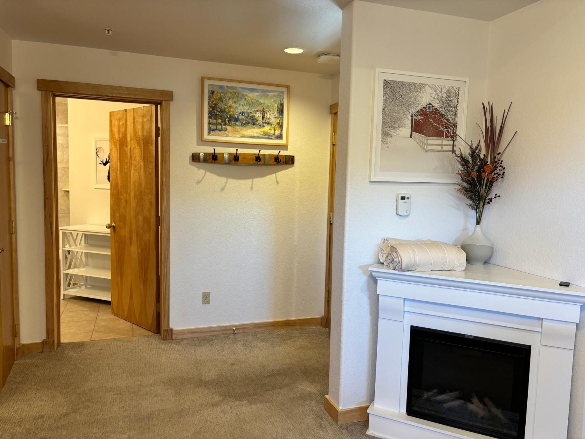 & Summer 1br 2beds With Parking & Amenities *
