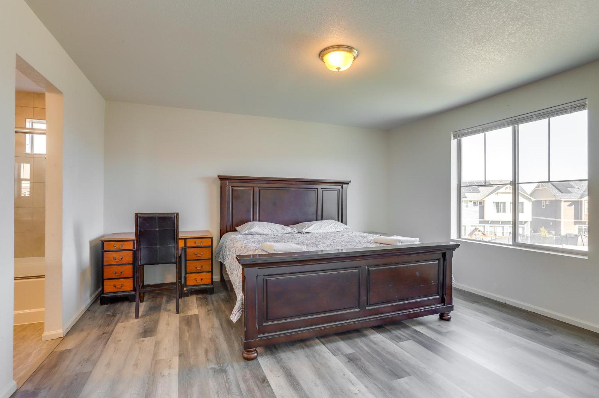 Holiday home Denver Near Airport Large Yard!