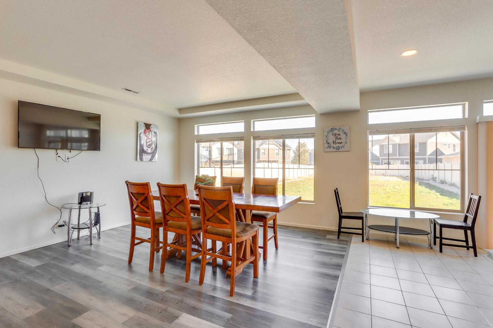 Denver Near Airport Large Yard! Holiday home *