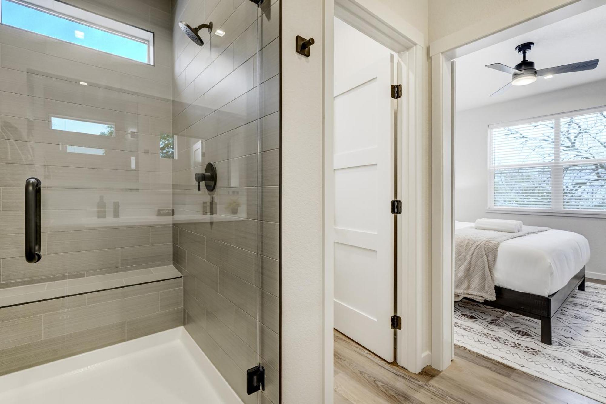 El Paso Executive - Pet Friendly New Build Holiday home Colorado Springs