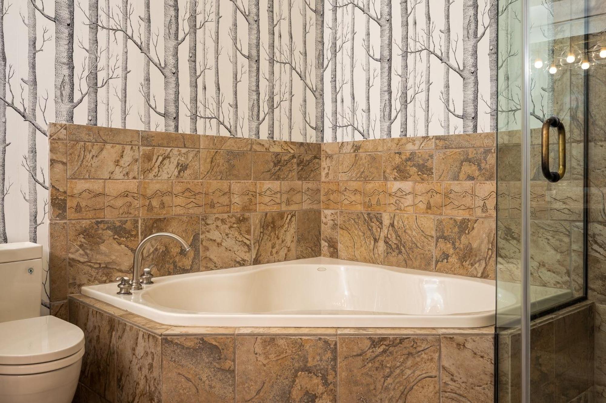 Luxury 1040 Next To Hot Tub Great Views Price 500 Dollars In Free Activities Daily Holiday home *
