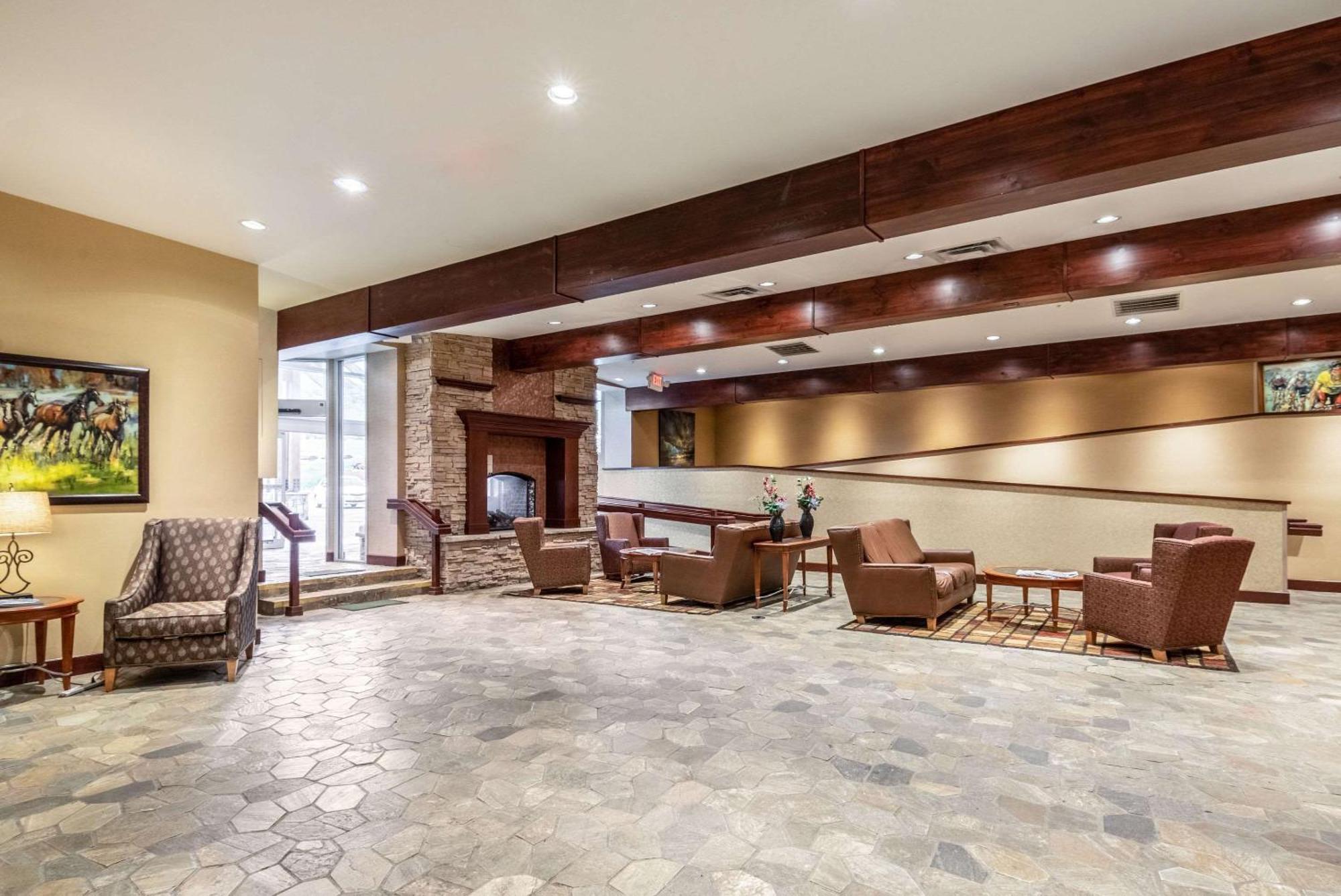 The Grand Hotel, Ascend Collection Hotel Frisco