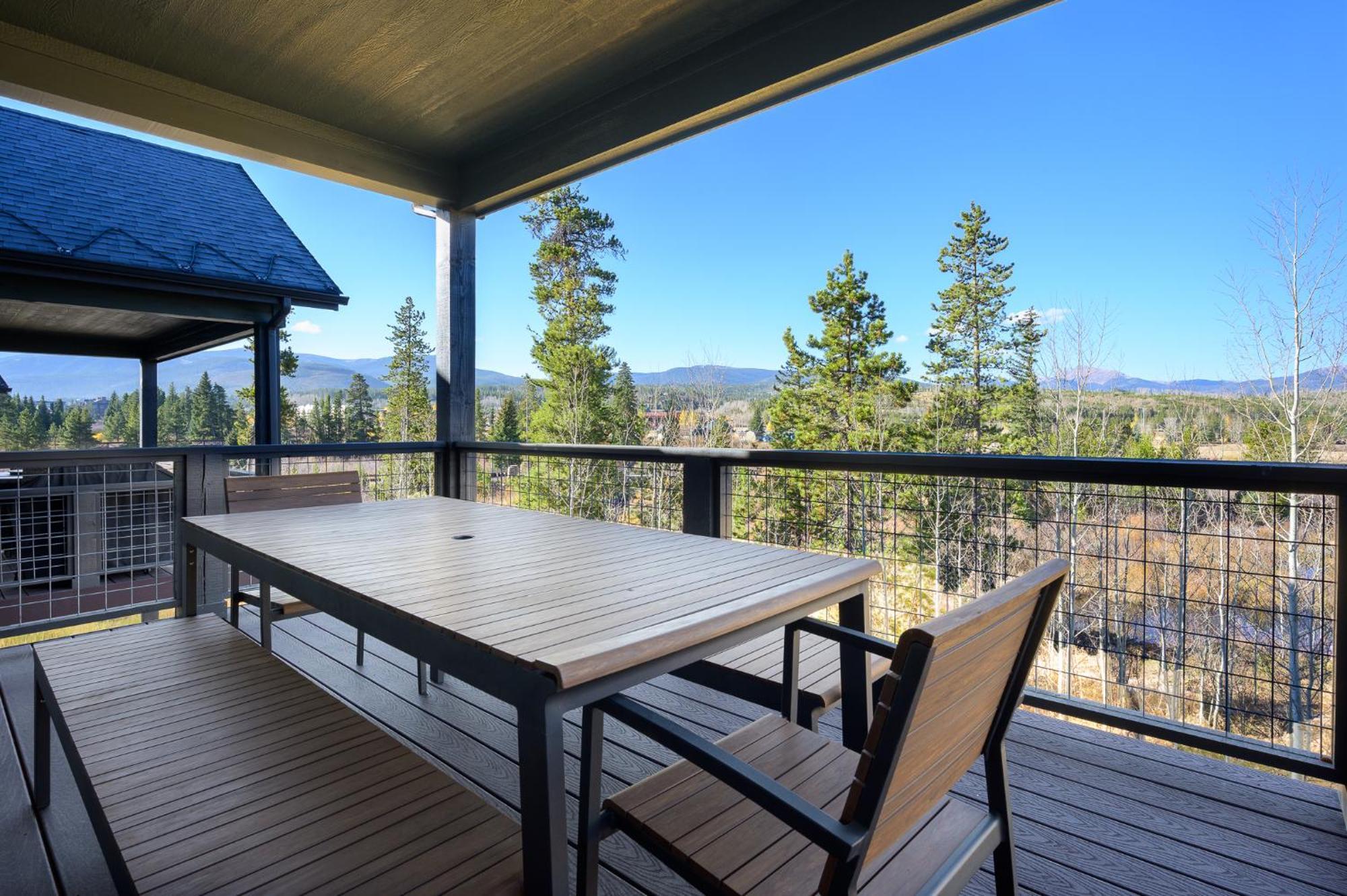 New Luxury River Run 75 Great Views Hot Tub Price 500 Dollars In Free Activities Daily Holiday home *