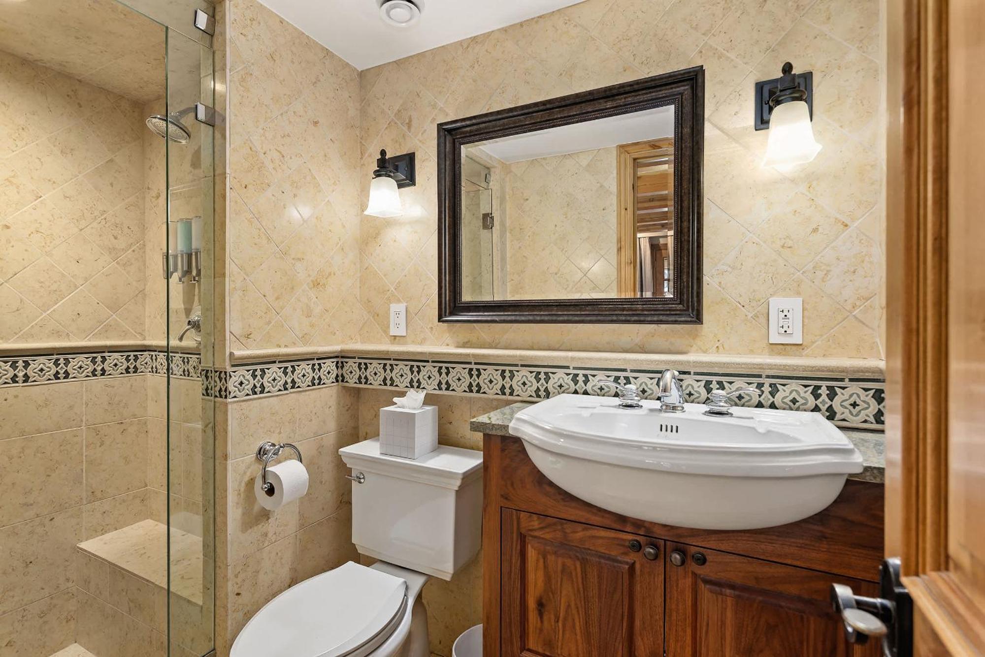 Ac, Updated 4 Bedroom 4-5 Ba Townhouse, Pool Aspen