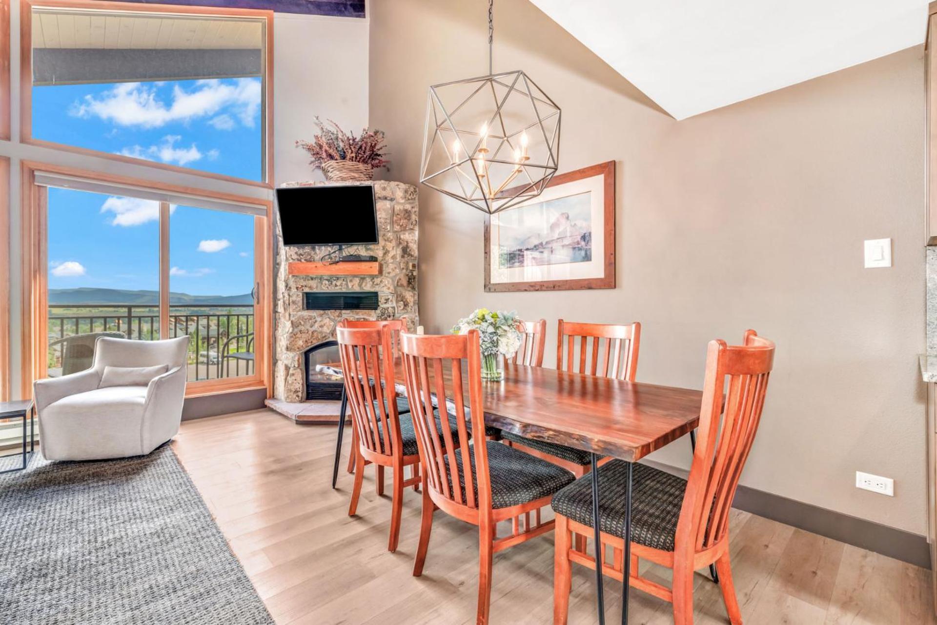 Holiday home The West 3324 Updated 2 Bedroom Loft With Easy Walk To Gondolas, Views, Amenities Steamboat Springs