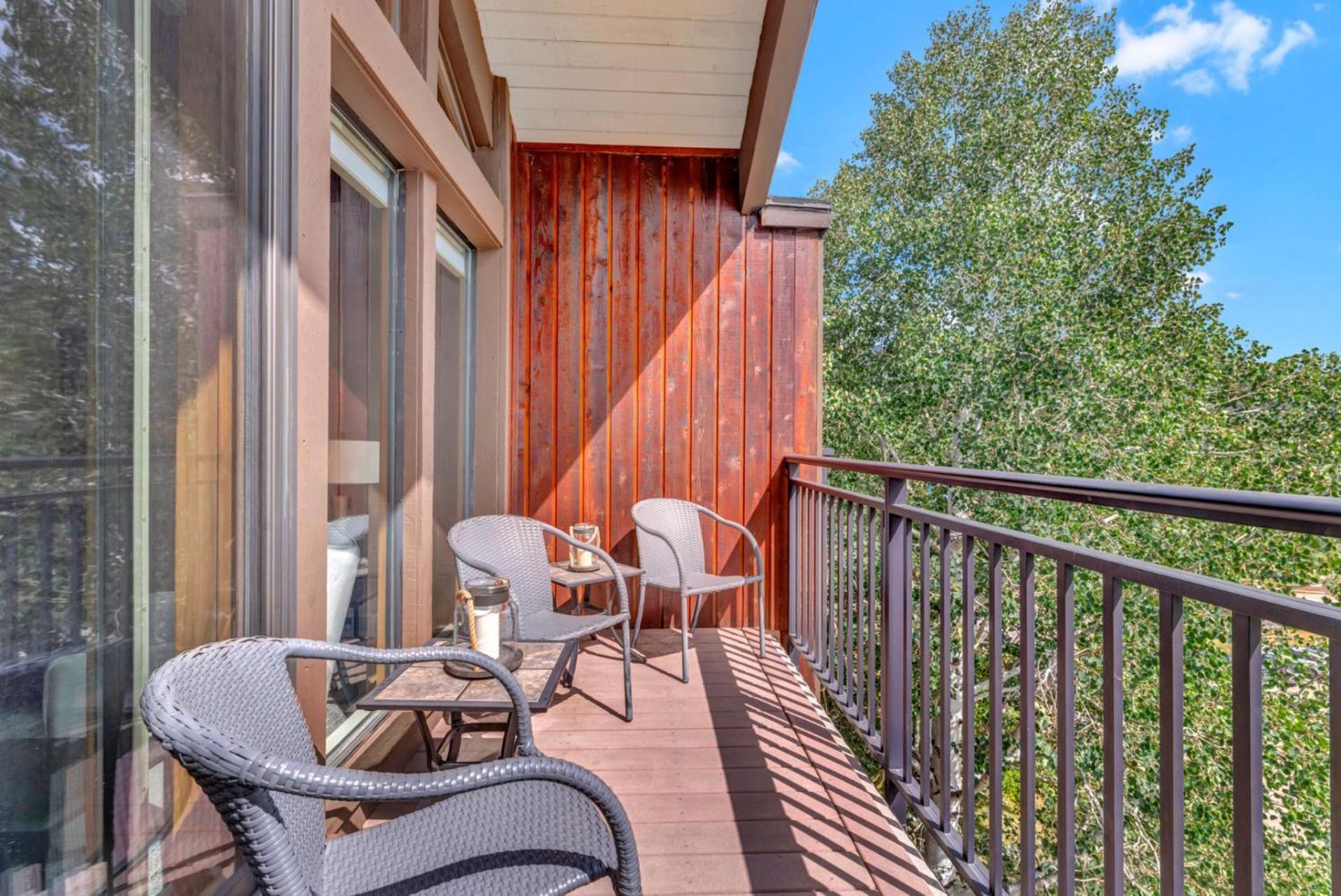 The West 3324 Updated 2 Bedroom Loft With Easy Walk To Gondolas, Views, Amenities
