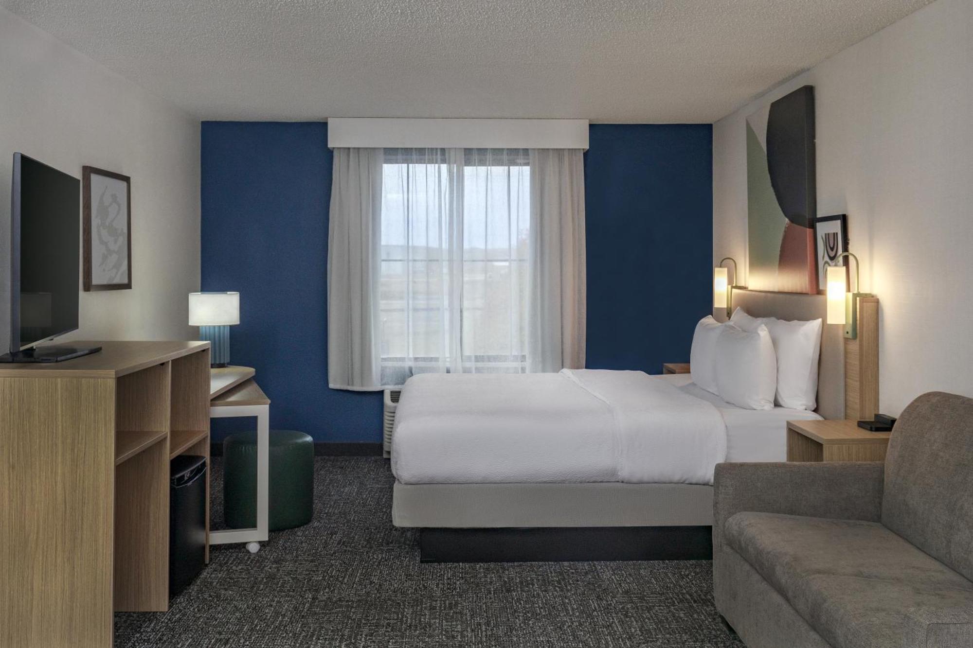 Spark By Hilton International Airport Hotel DEN