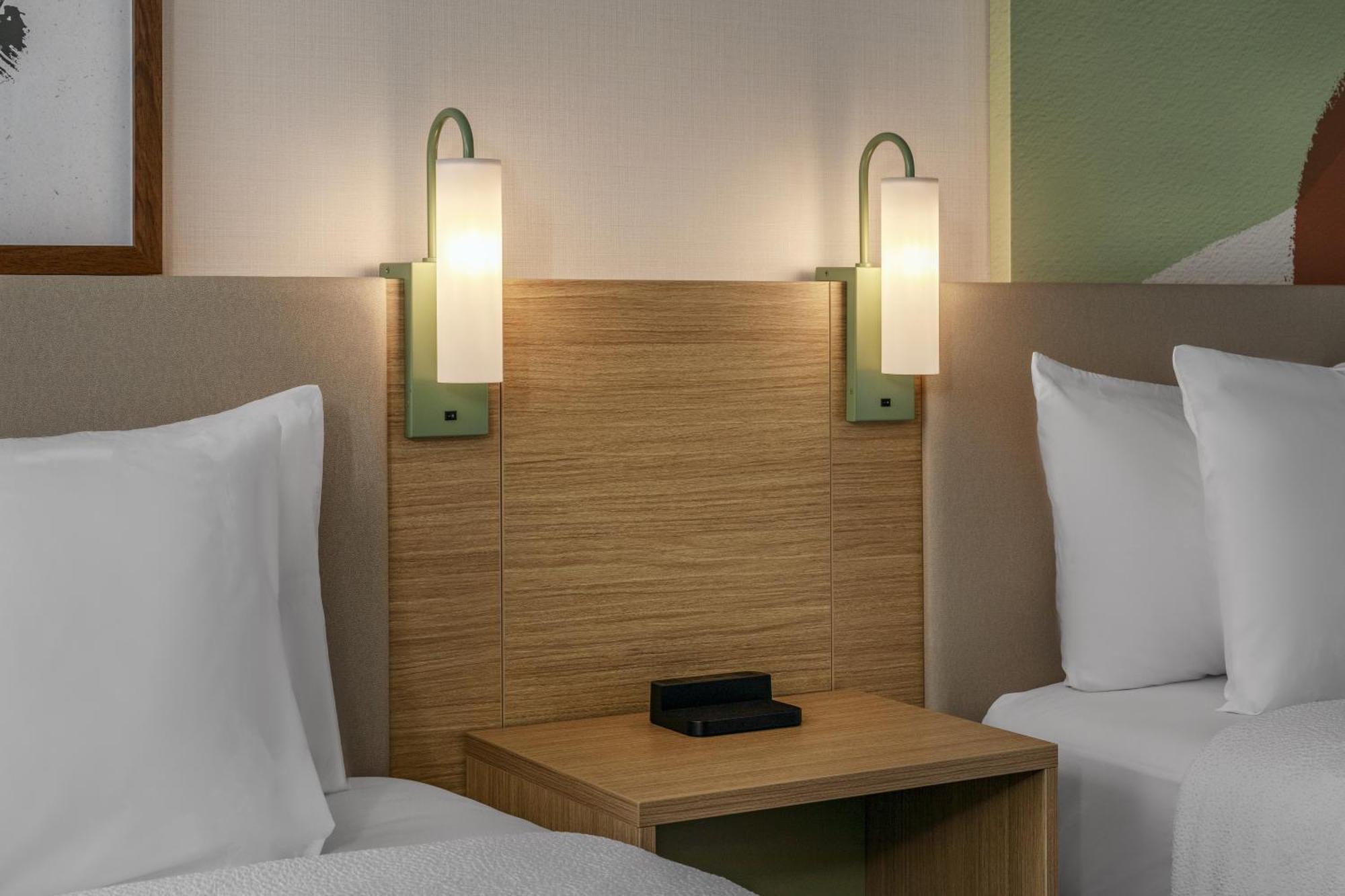 Hotel Spark By Hilton International Airport DEN