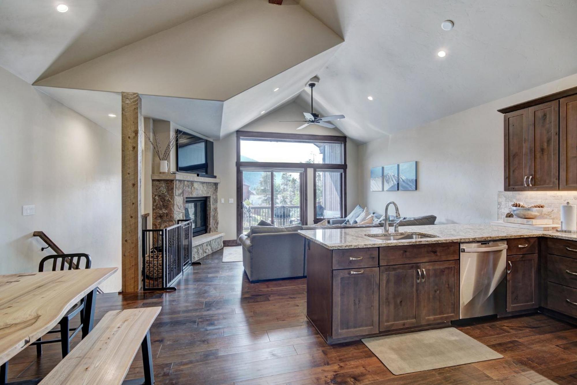 Resort River Run Townhomes By 4*