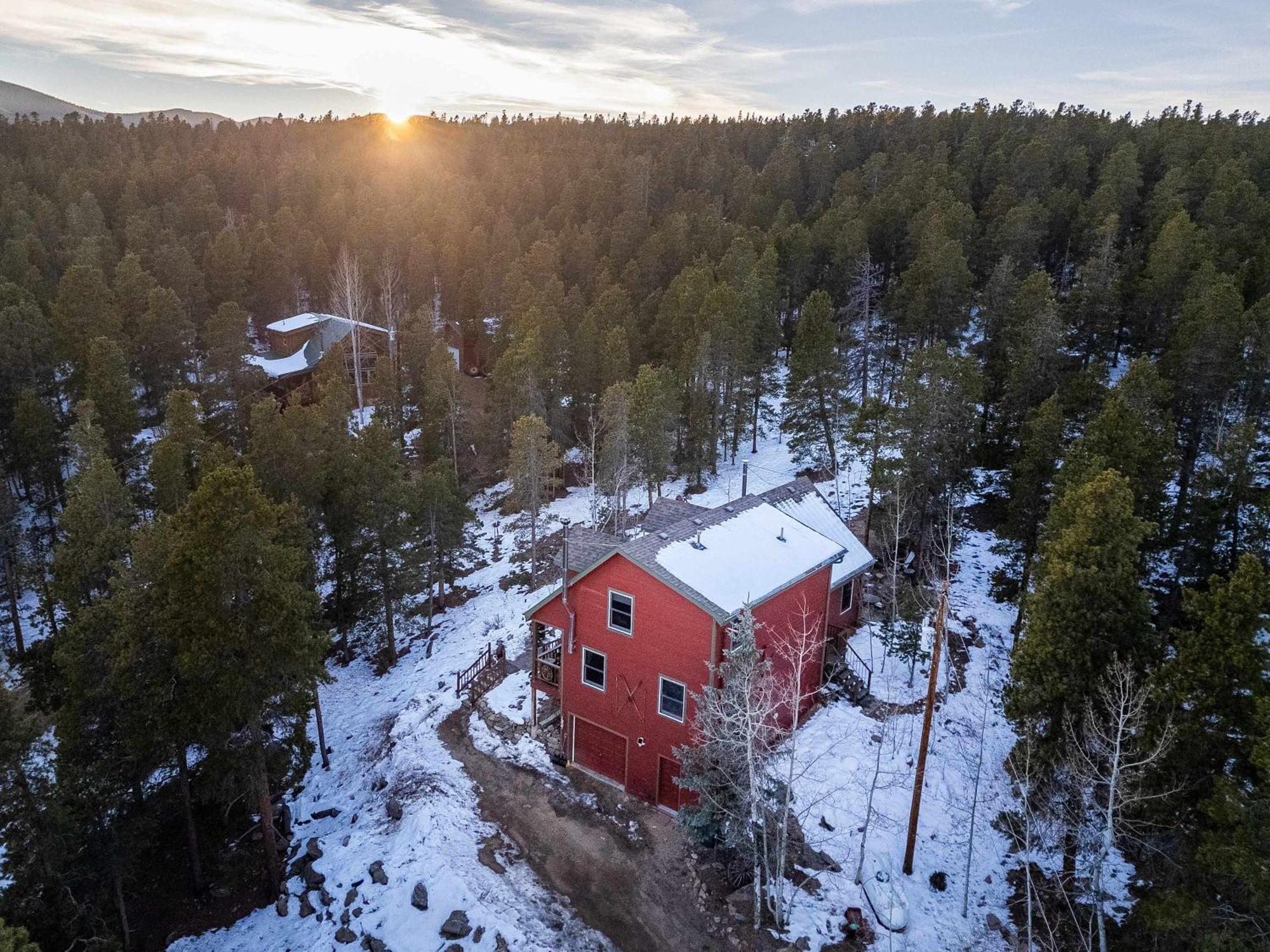 Arapaho Forest W Hot Tub + Trail Access *