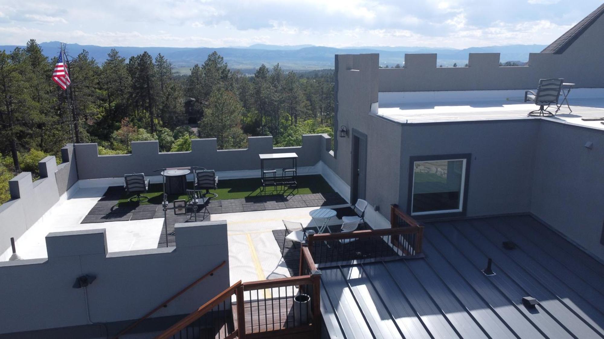 Aparthotel Castle In The Pines
