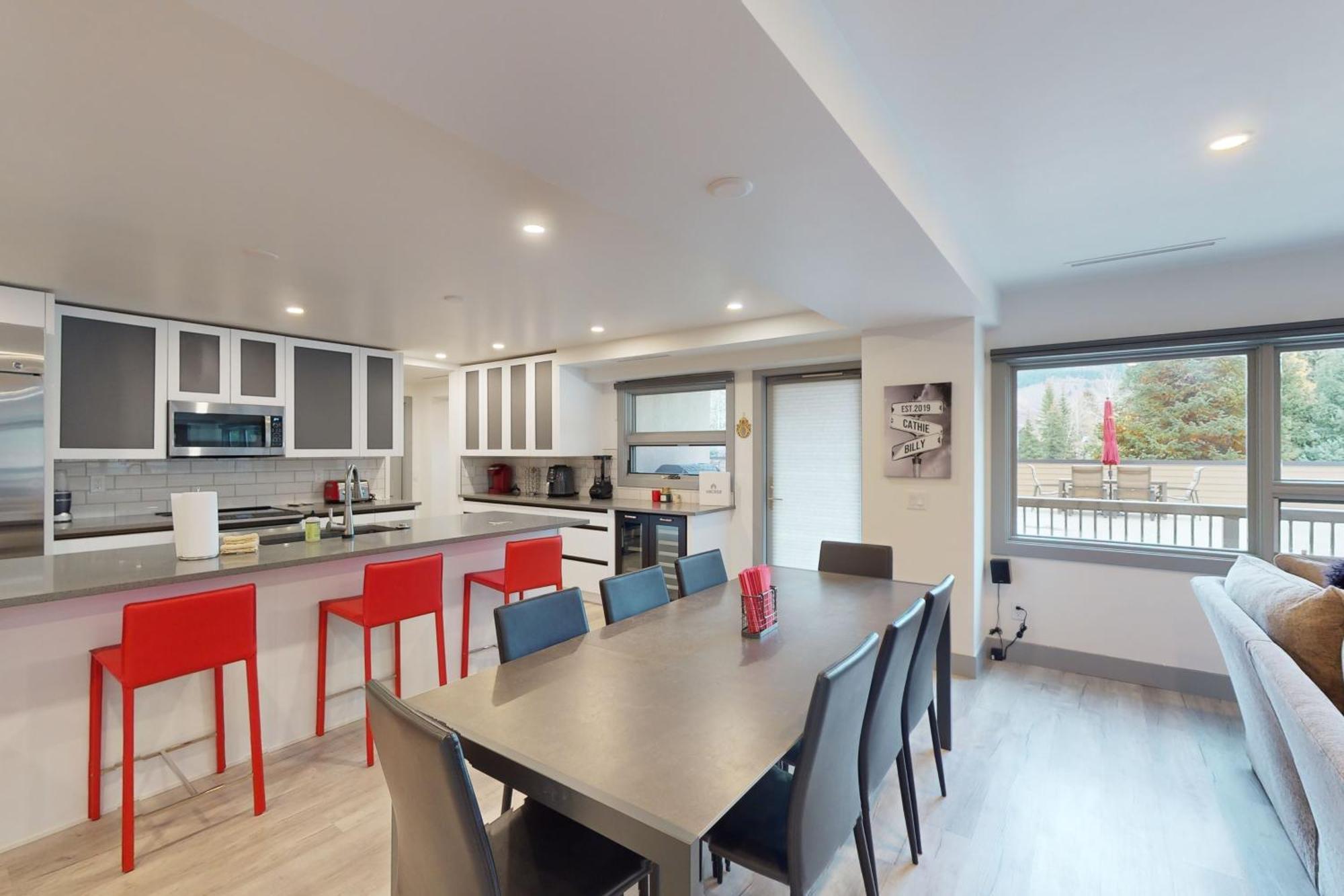 Fallridge Apartment *