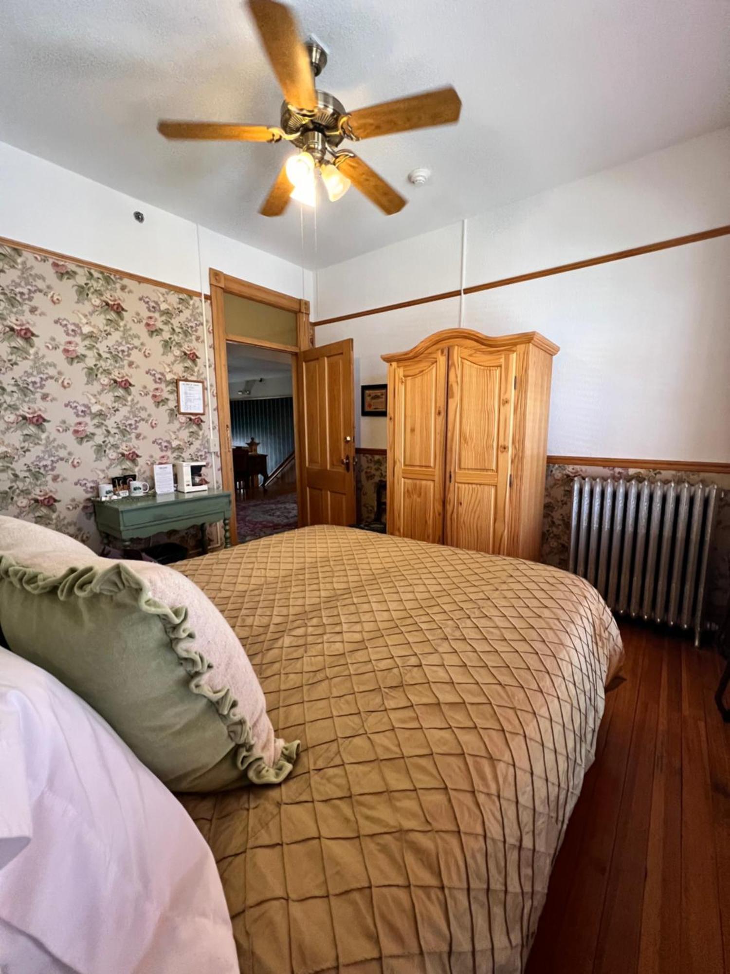 St Nicholas 3* Cripple Creek