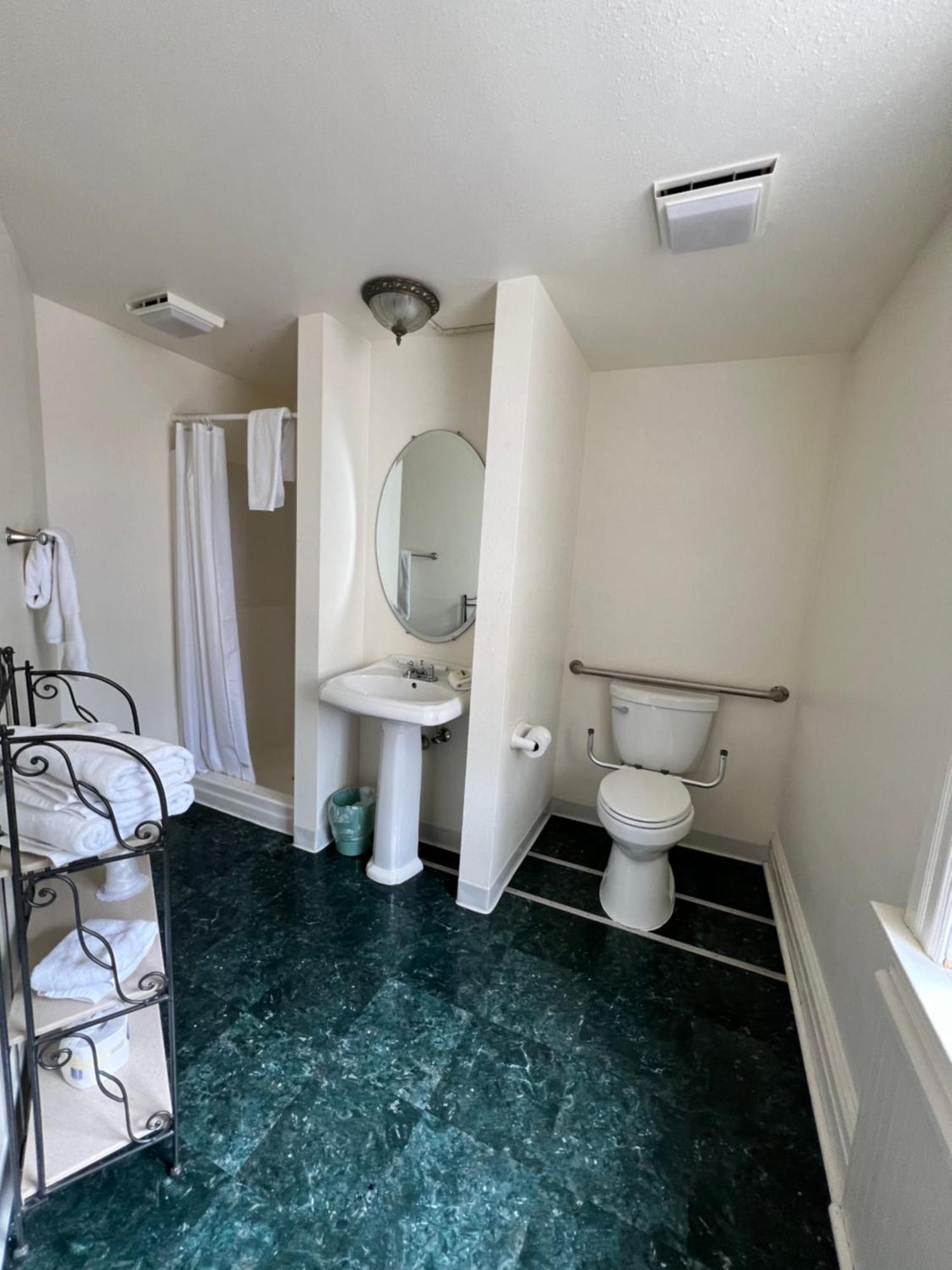 Inn St Nicholas 3*