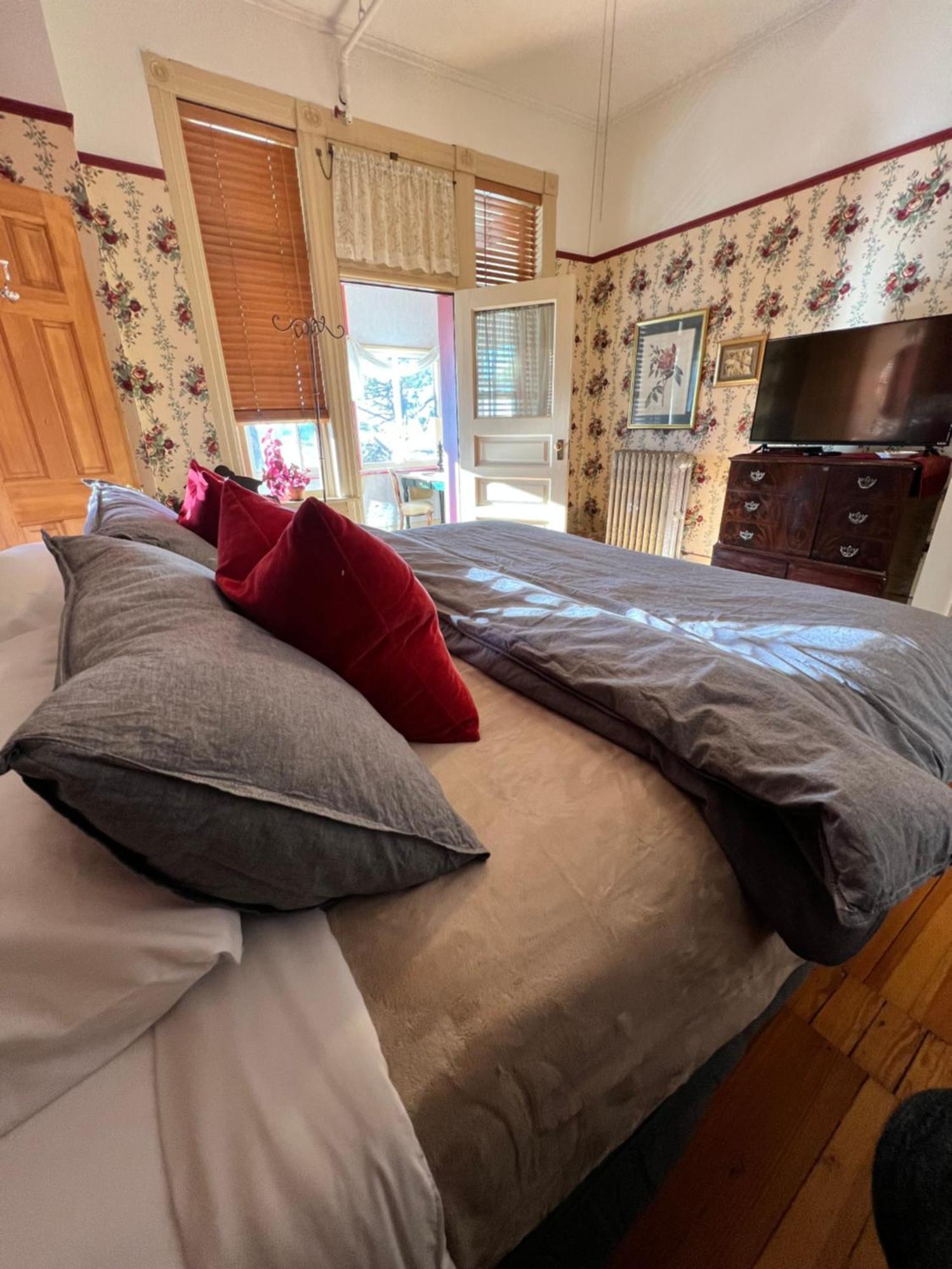 St Nicholas Inn Cripple Creek