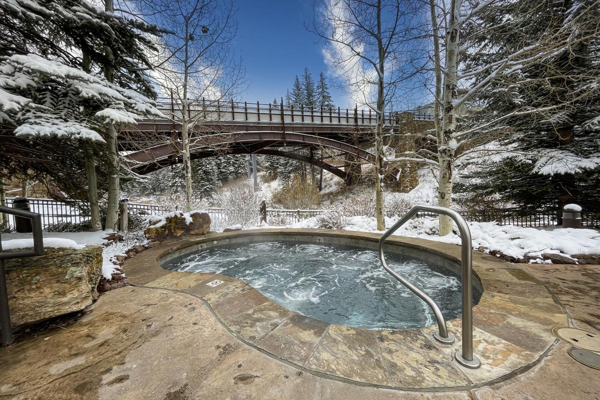 Lion Square North 192 Vail