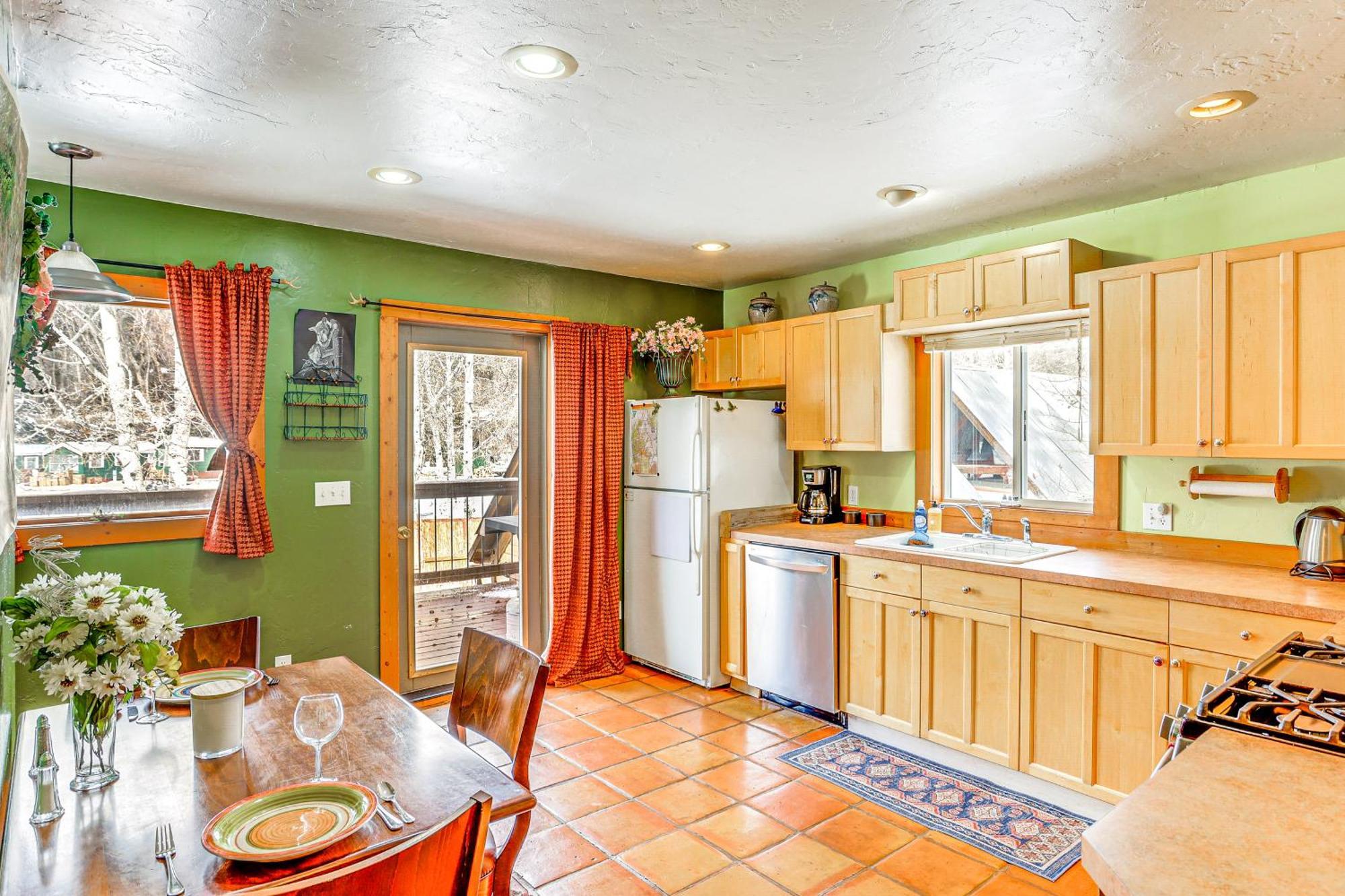 Casa de férias With River Access Pets Welcome! Dolores