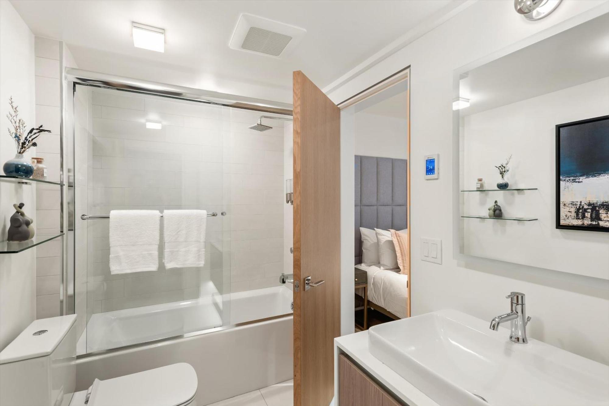 Apartment New Listing 3br 3ba