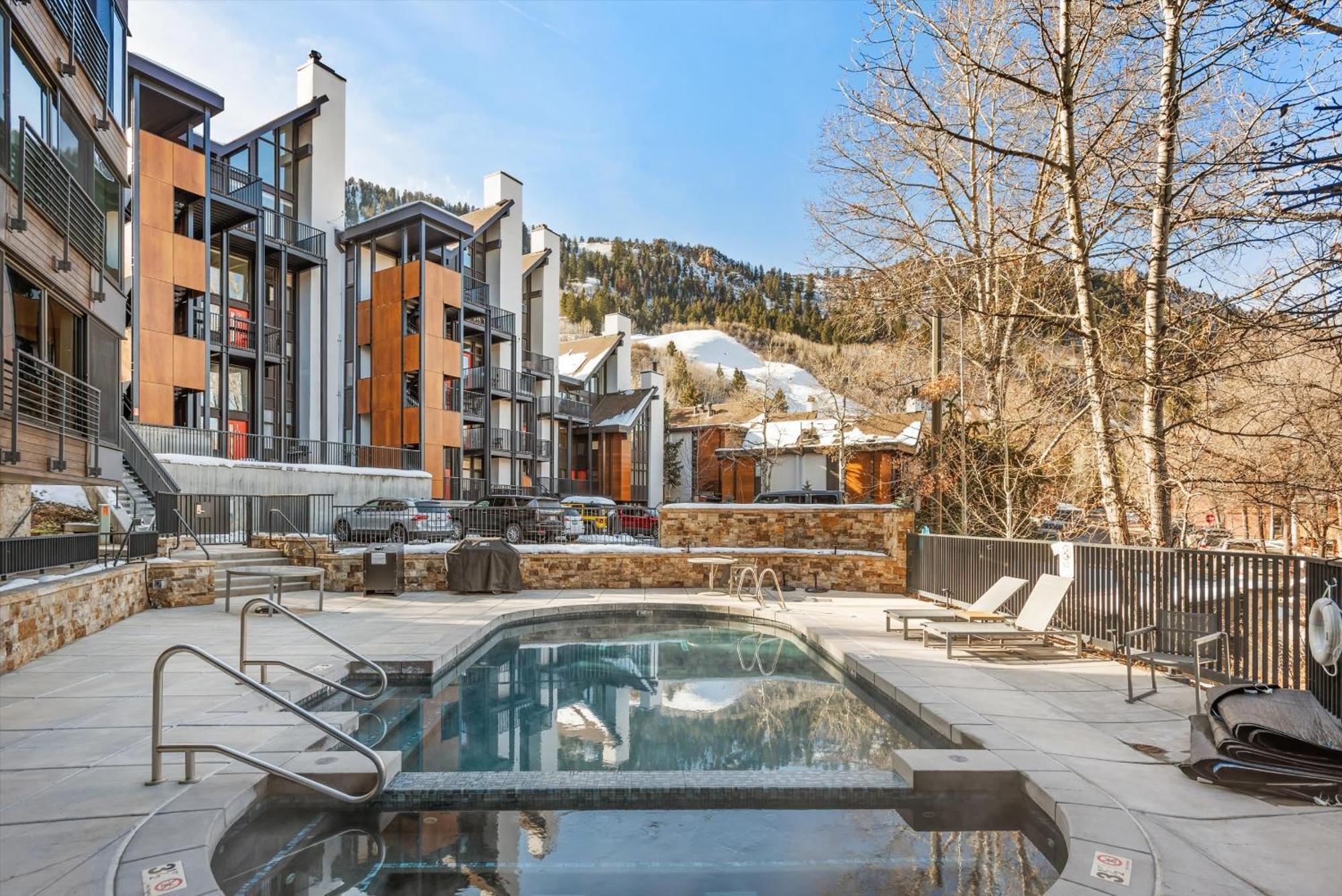 Apartment New Listing 3br 3ba Aspen