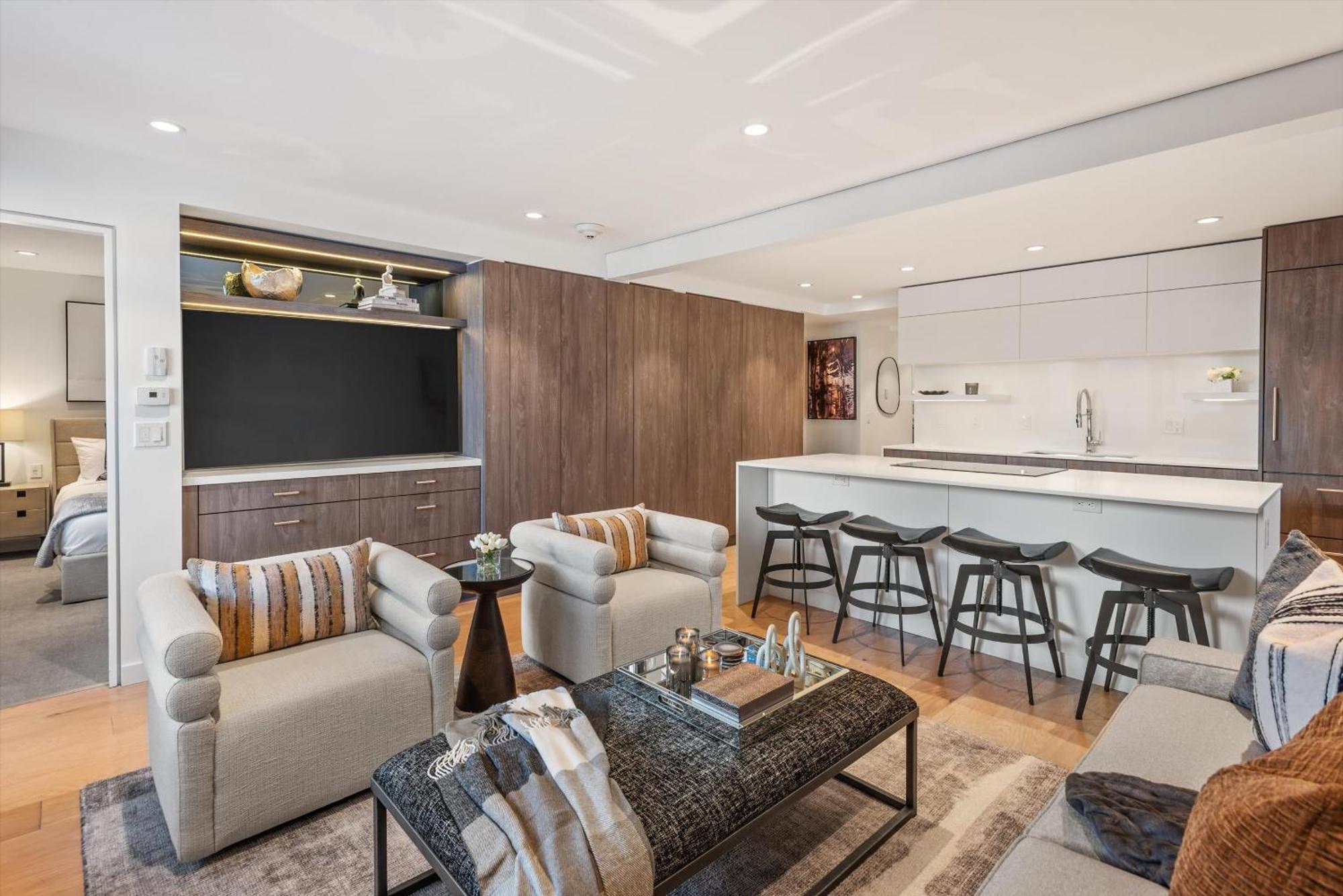 New Listing 3br 3ba Apartment Aspen