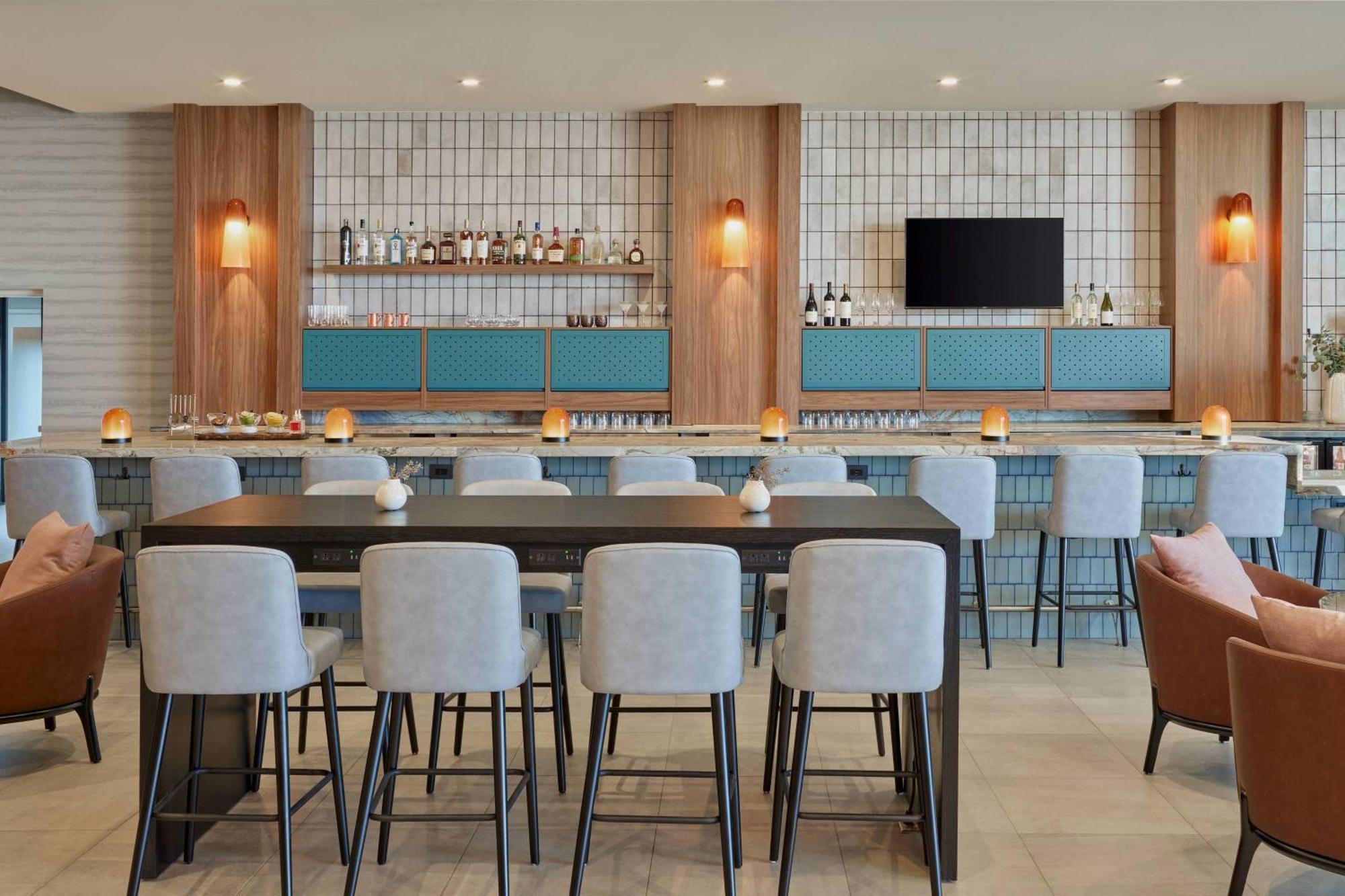 Delta By Marriott Denver Thornton Hotel