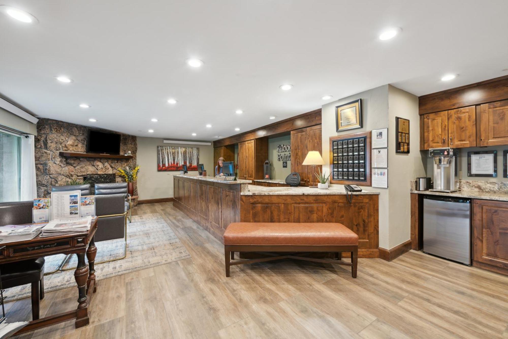 Falcon Point Aparthotel