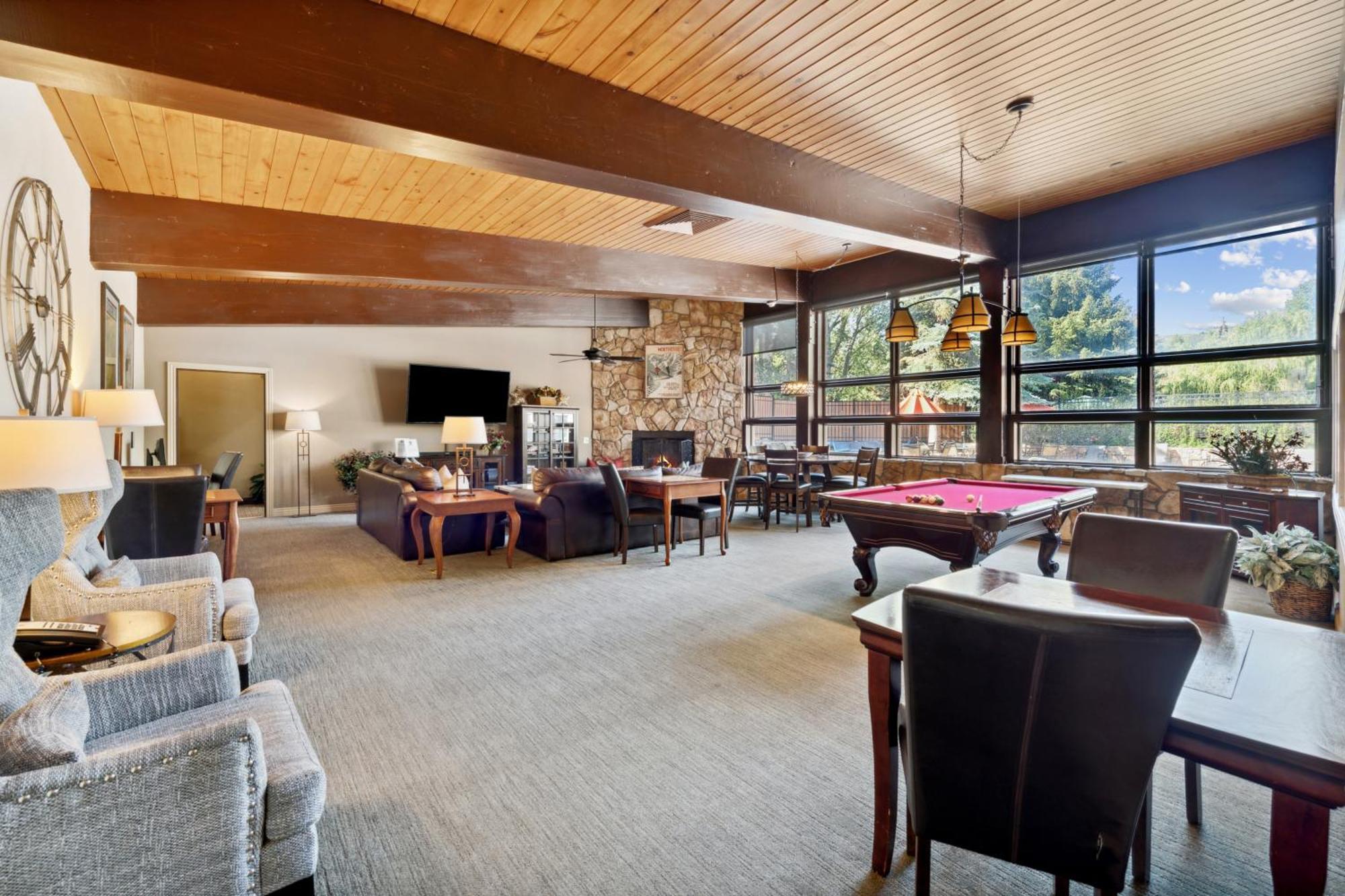 Falcon Point Aparthotel