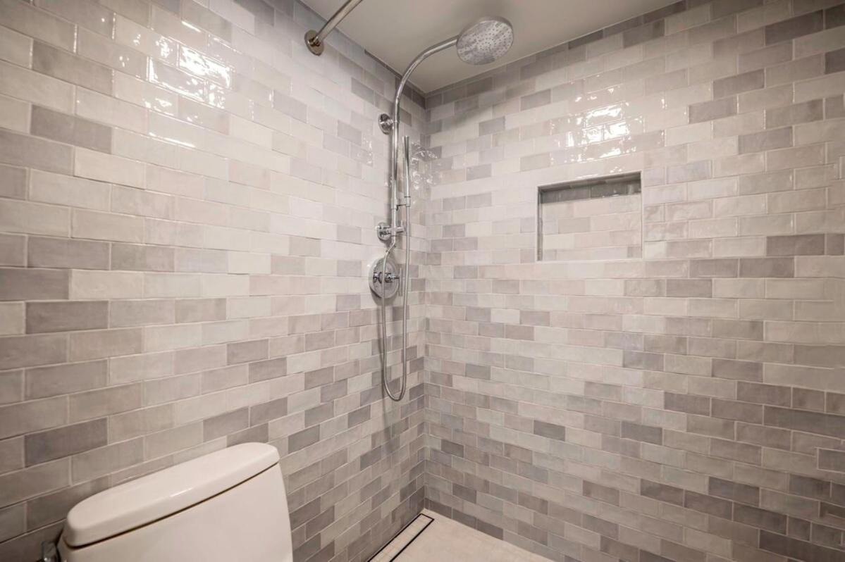 Renovated 2 Bedroom W Hot Tub -mountain Views! Casa de férias *