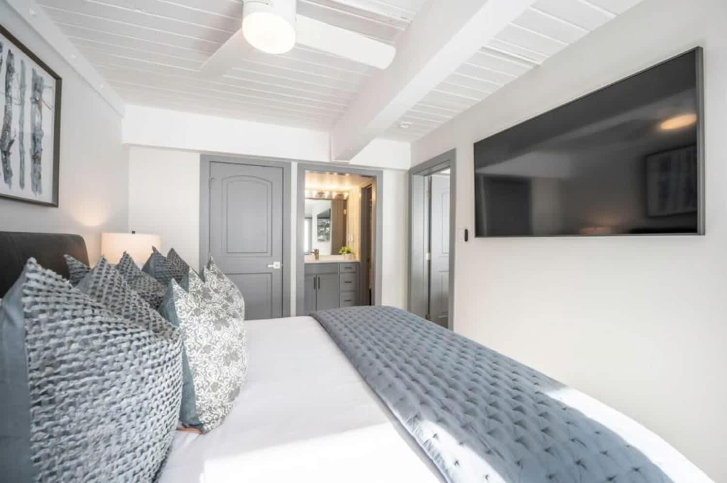 Renovated 2 Bedroom W Hot Tub -mountain Views! Casa de férias Snowmass Village
