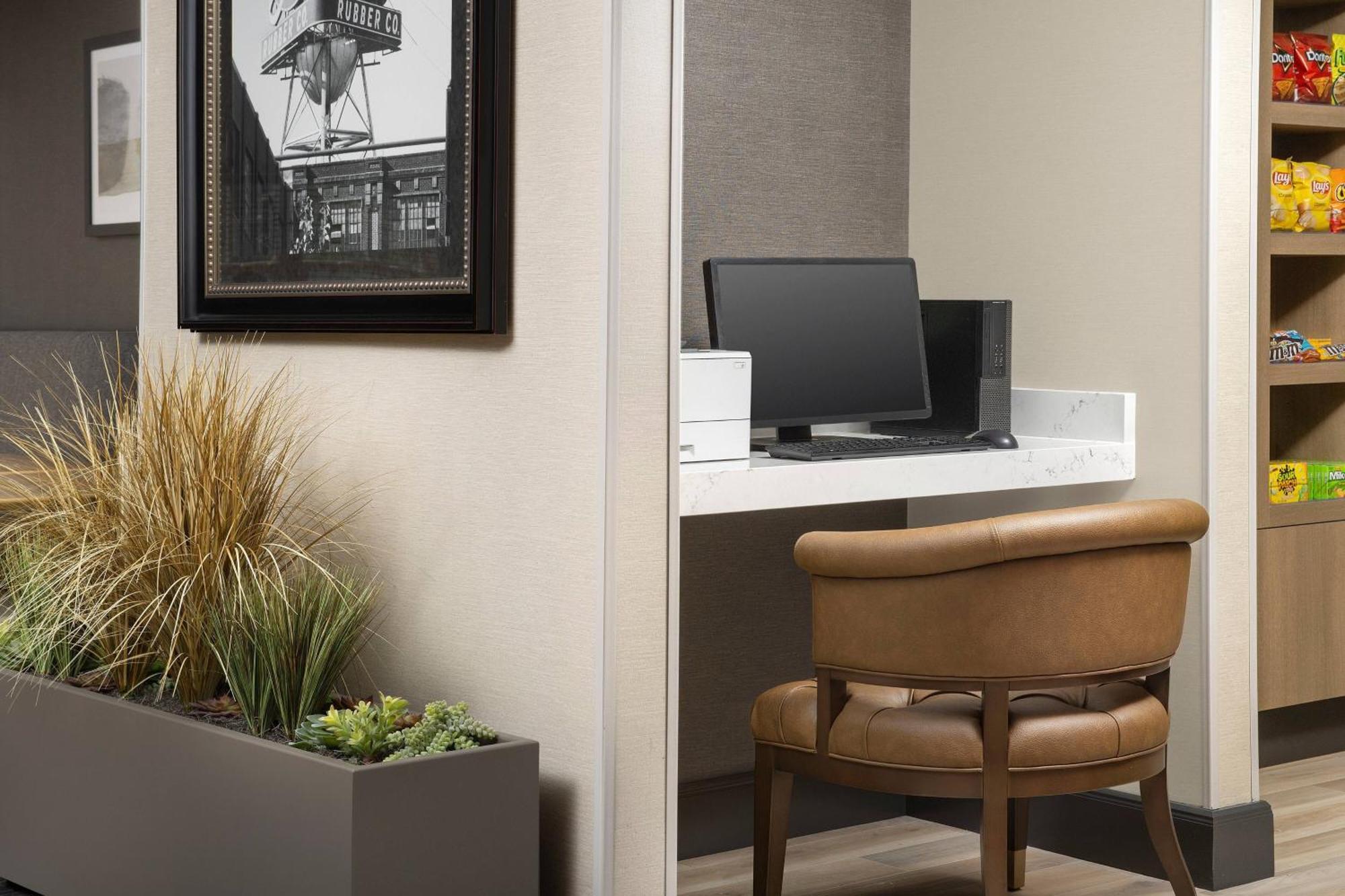 Hotel Denver South/park Meadows Mall 3*