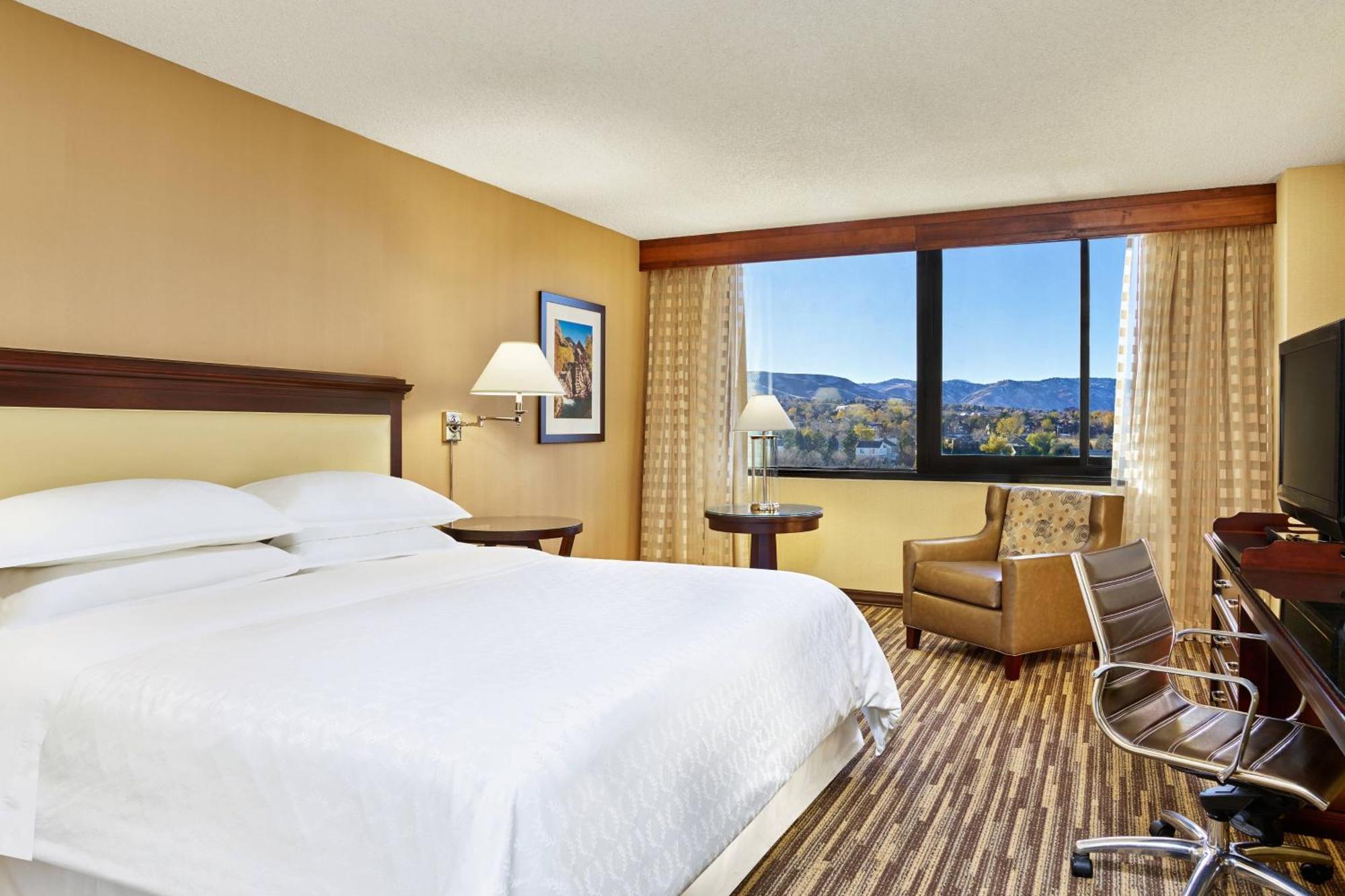 Hotel Sheraton Denver West 3*