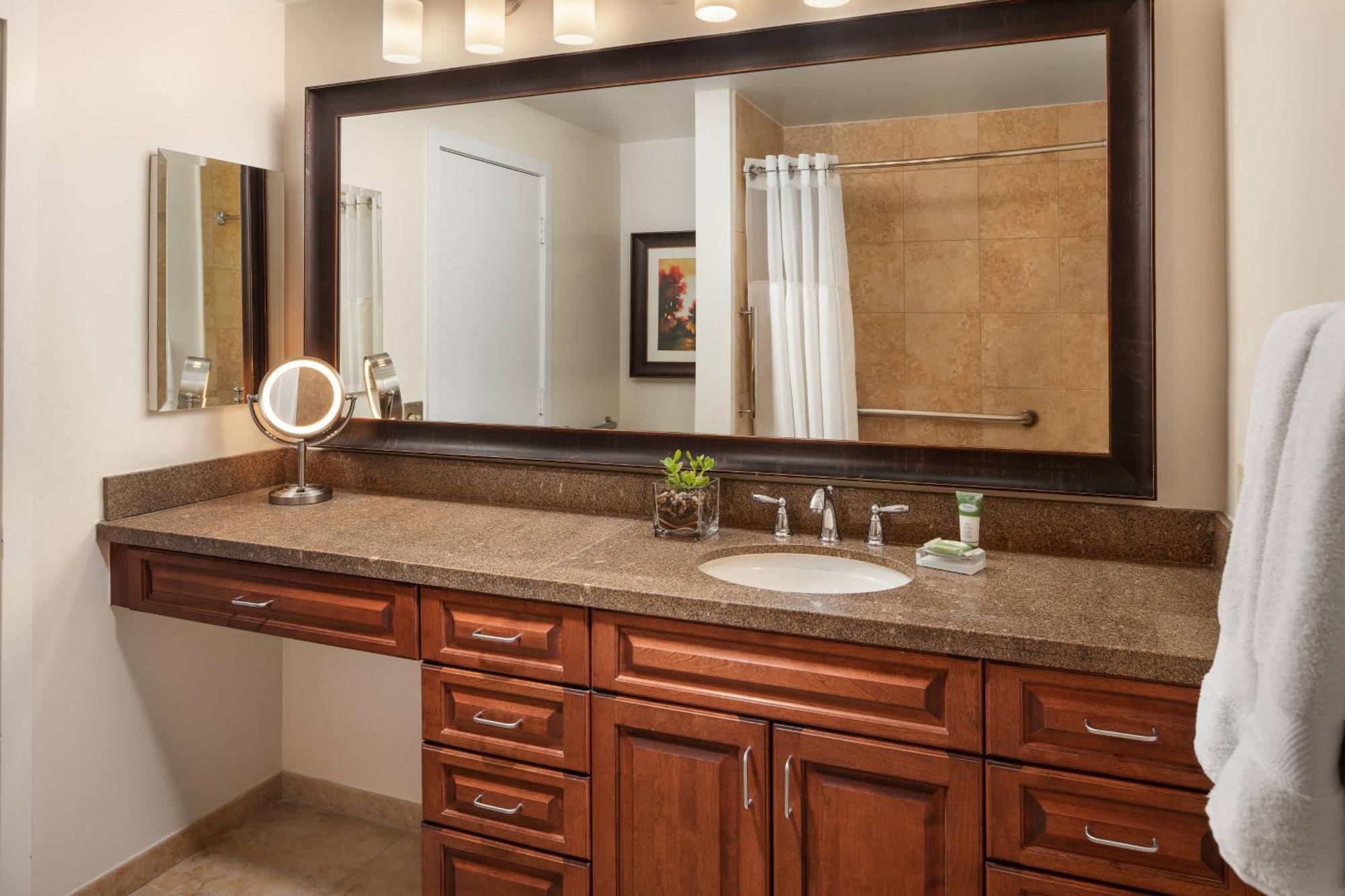 Marriott's Streamside Douglas At 3* Vail