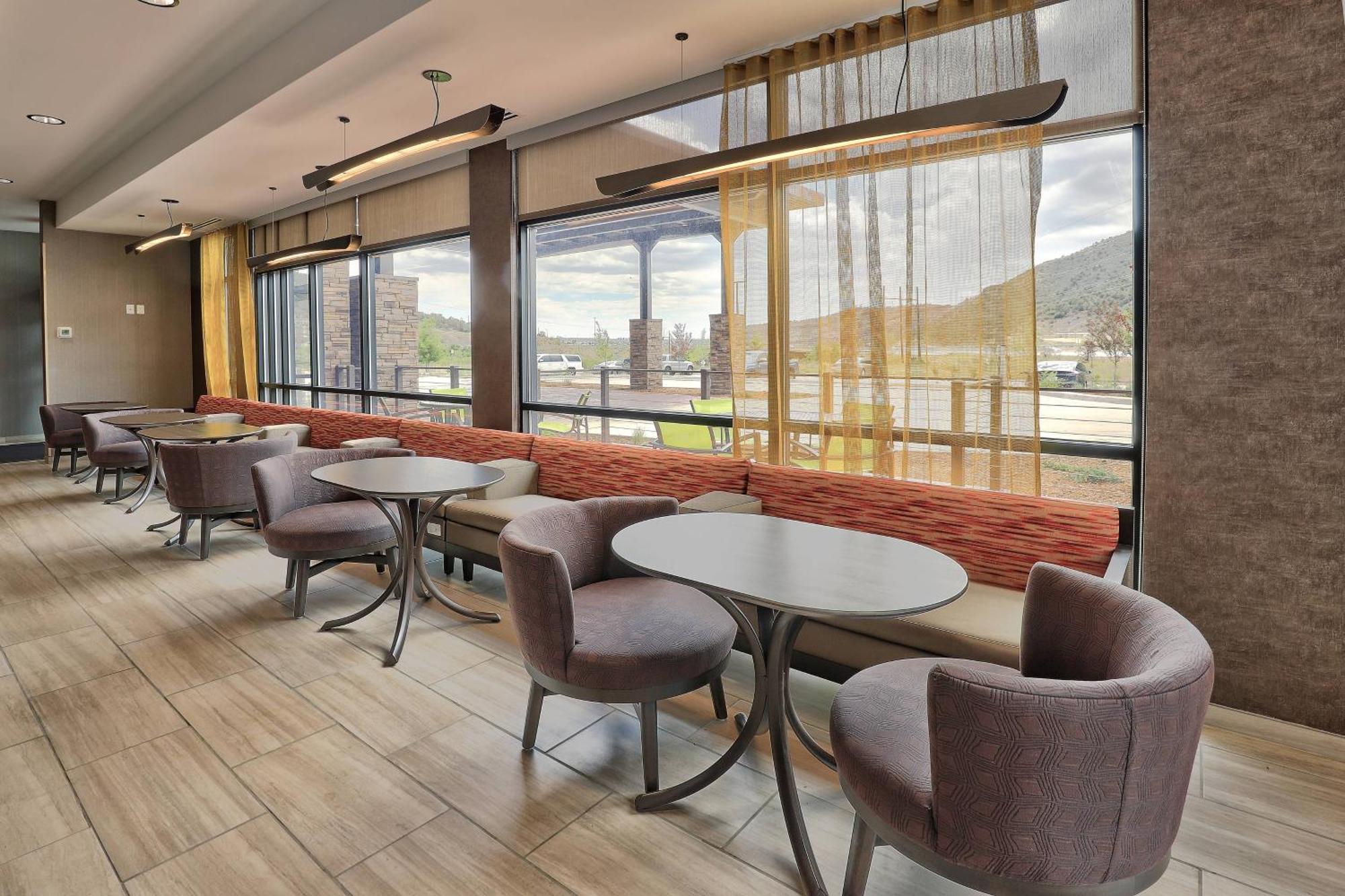 Hotel Springhill 3*